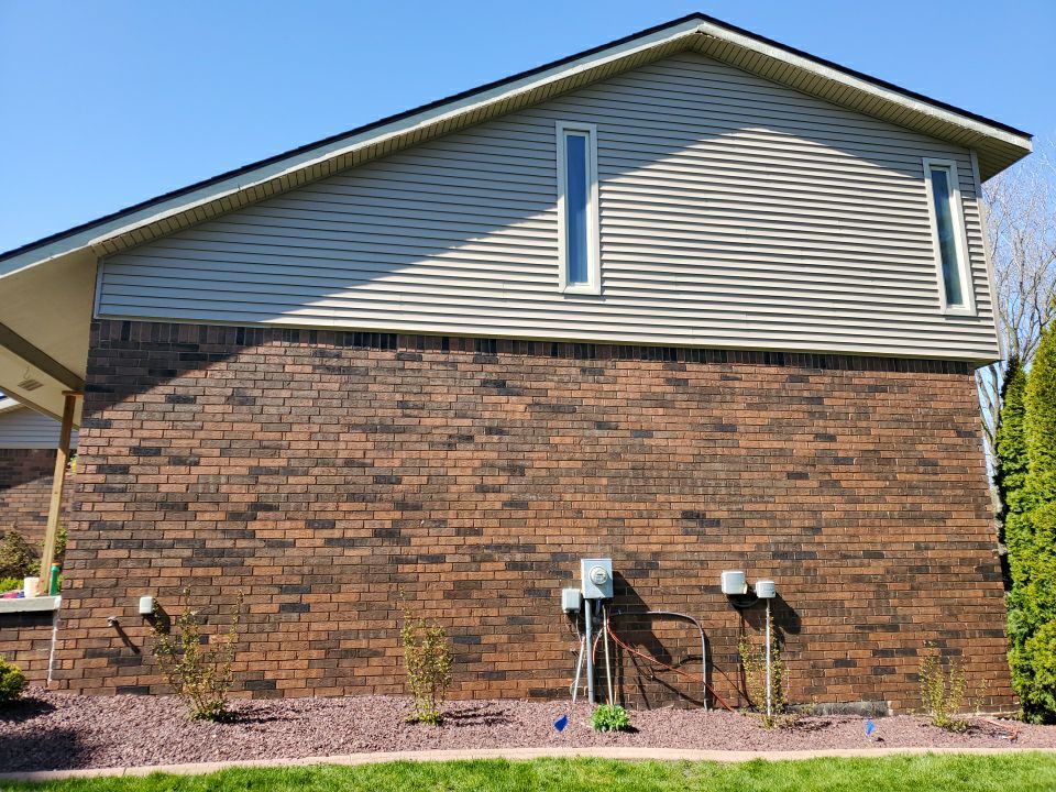 Siding Replacement using Certainteed Restoration Classic D4 by 180 Contractors