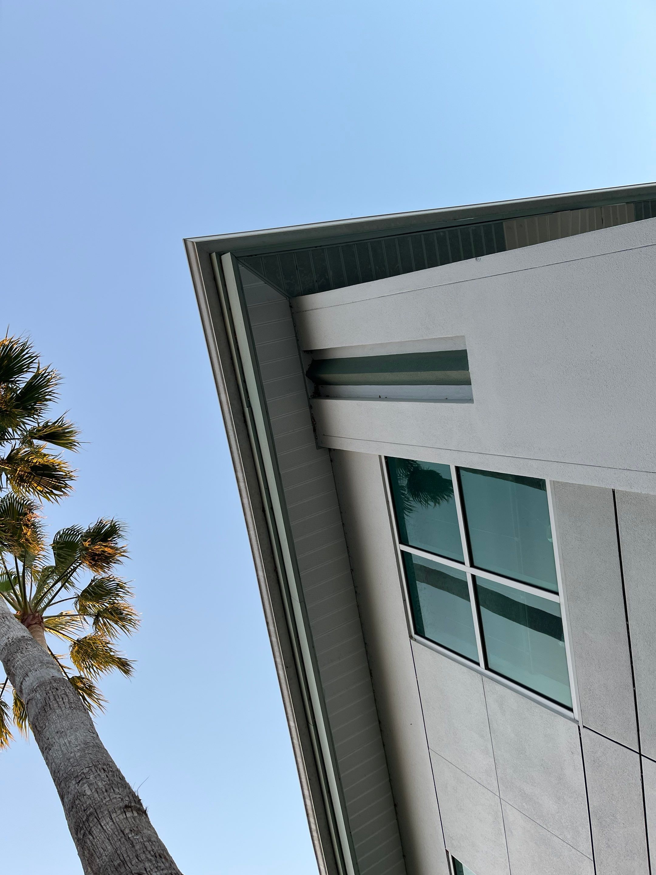 6-Inch White Seamless Gutters in Sarasota FL by Gutter Professors