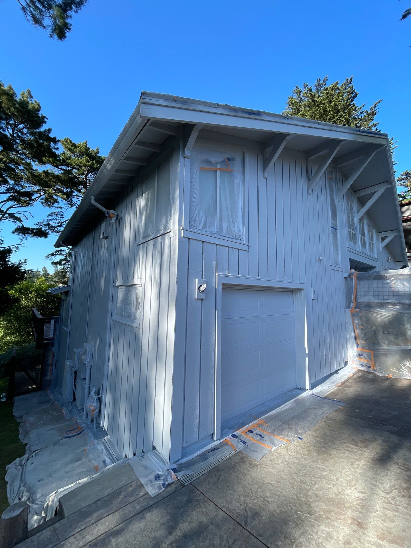 Project in Oakland by Herrera’s Bay Area Painting inc.