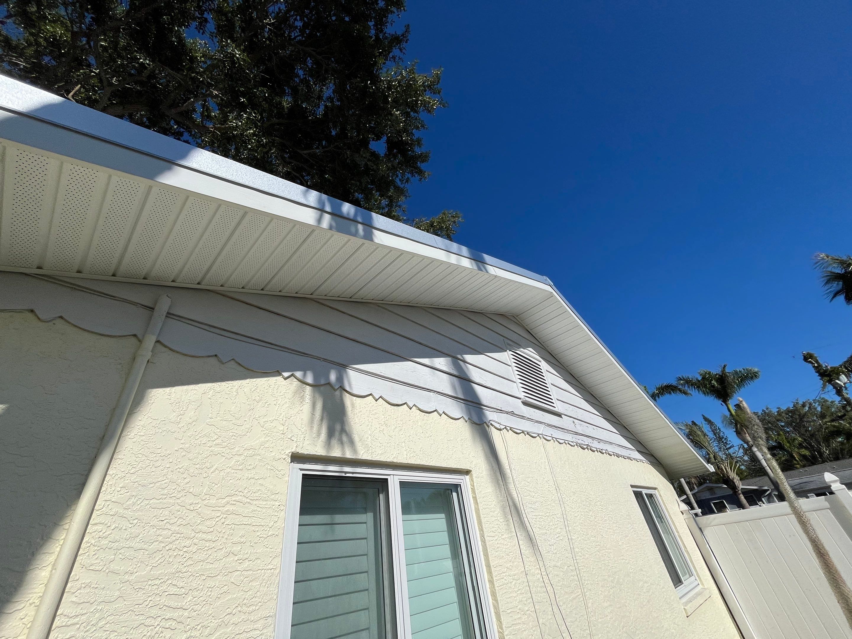 Soffit and Fascia Installation in Sarasota FL by Gutter Professors