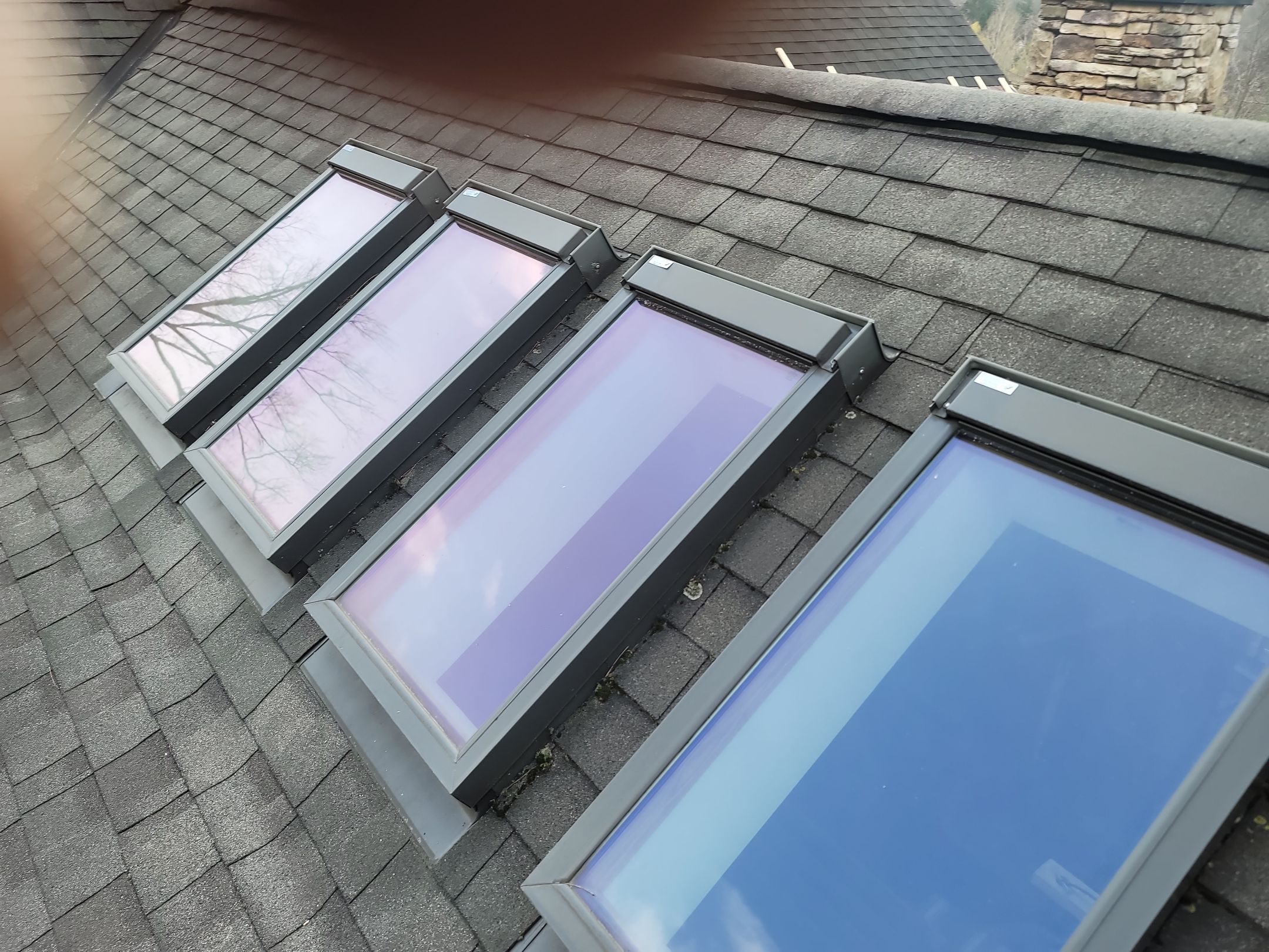 ATLAS PINNACLE HP W/SCOTCHGARD COLOR: WEATHERED WOOD by Eagle Eye Roofing