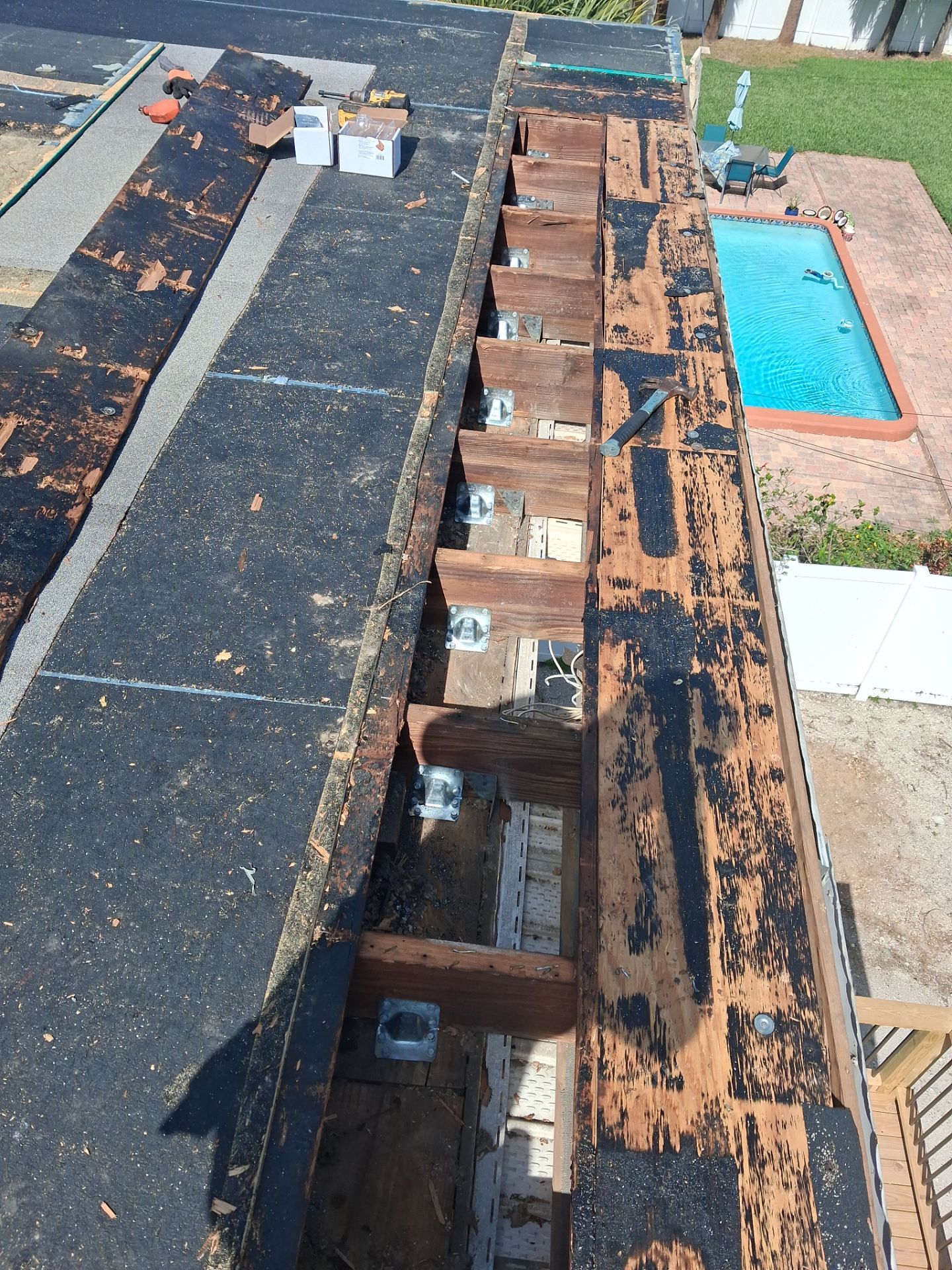Project in South Pasadena 33707 by Mitchell Roofing Company LLC 