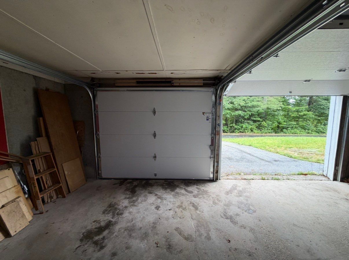 Door Installation using Raynor Encore Garage Door by Keene Door