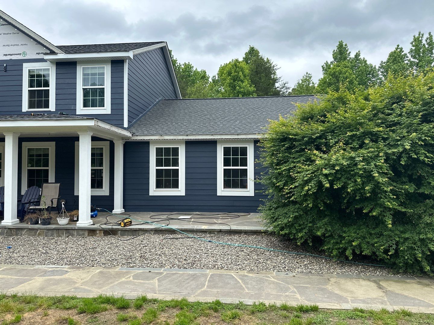 Siding Installation using Cedarmill Plank STMT by ExteriorPros