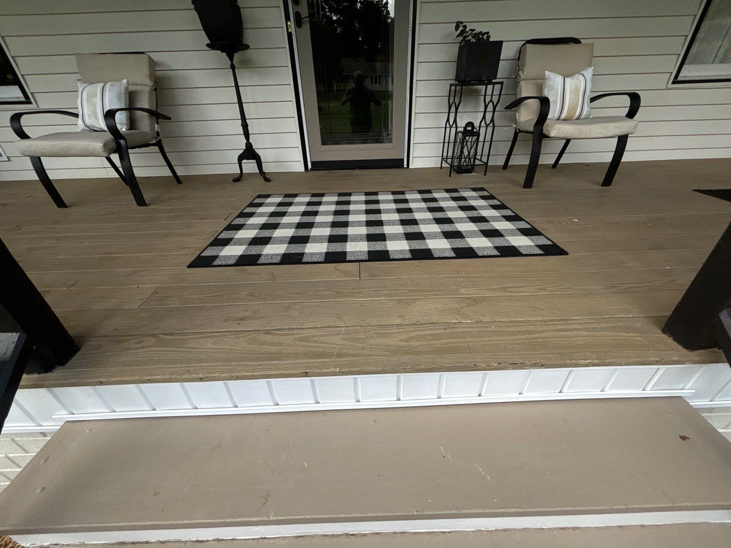 Weathered Deck using Wood Sealant by DuraSeal
