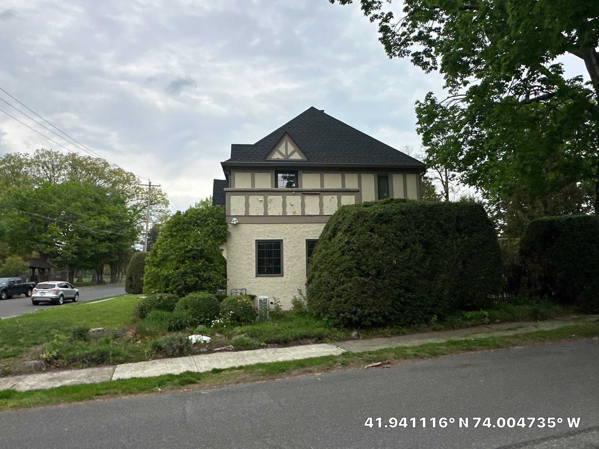 New roof on N. Manor Street in Kingston  by roberts roofing