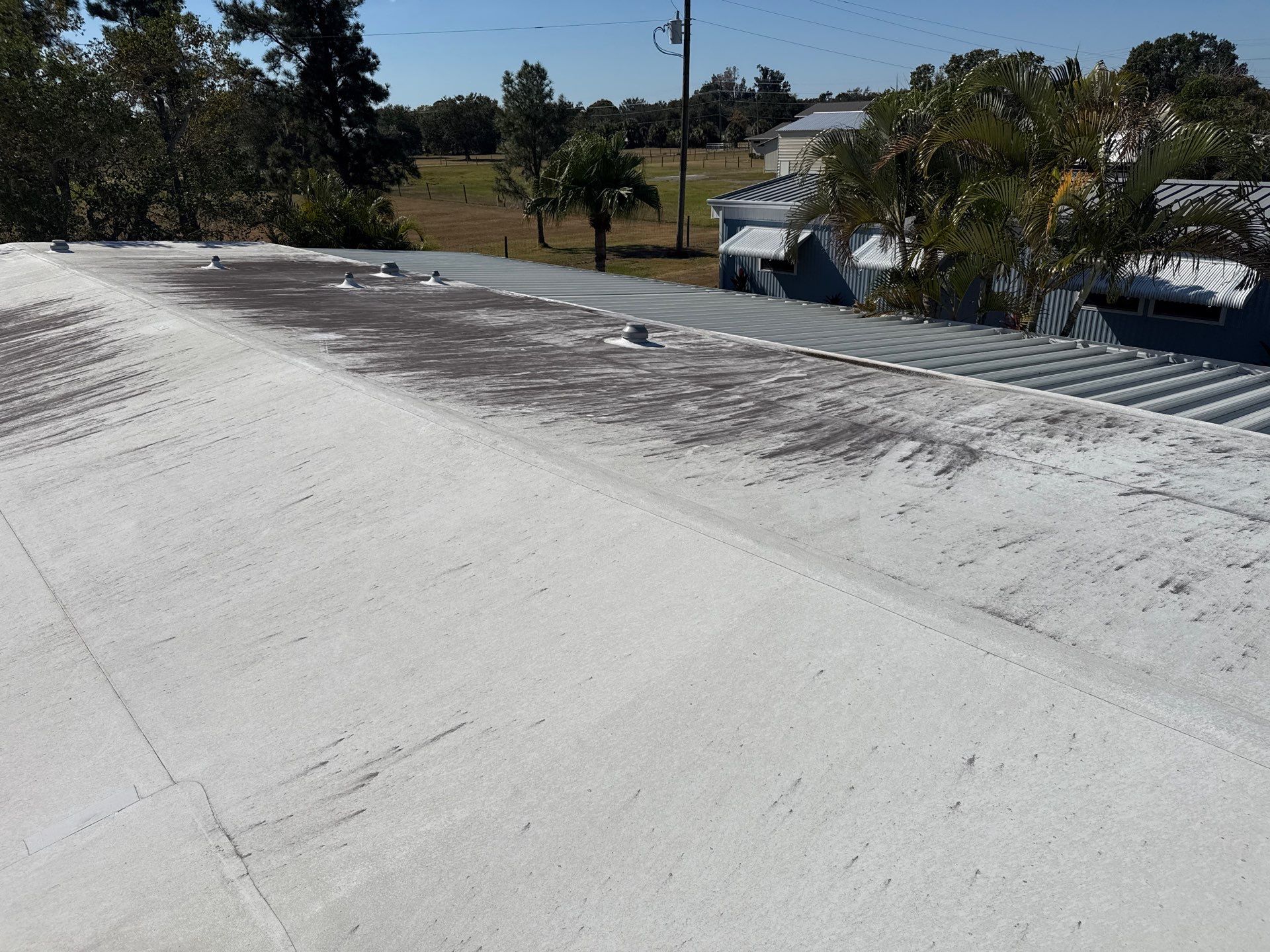 π TPO Roof Looking Like New Again! by Sunshine AquaWash