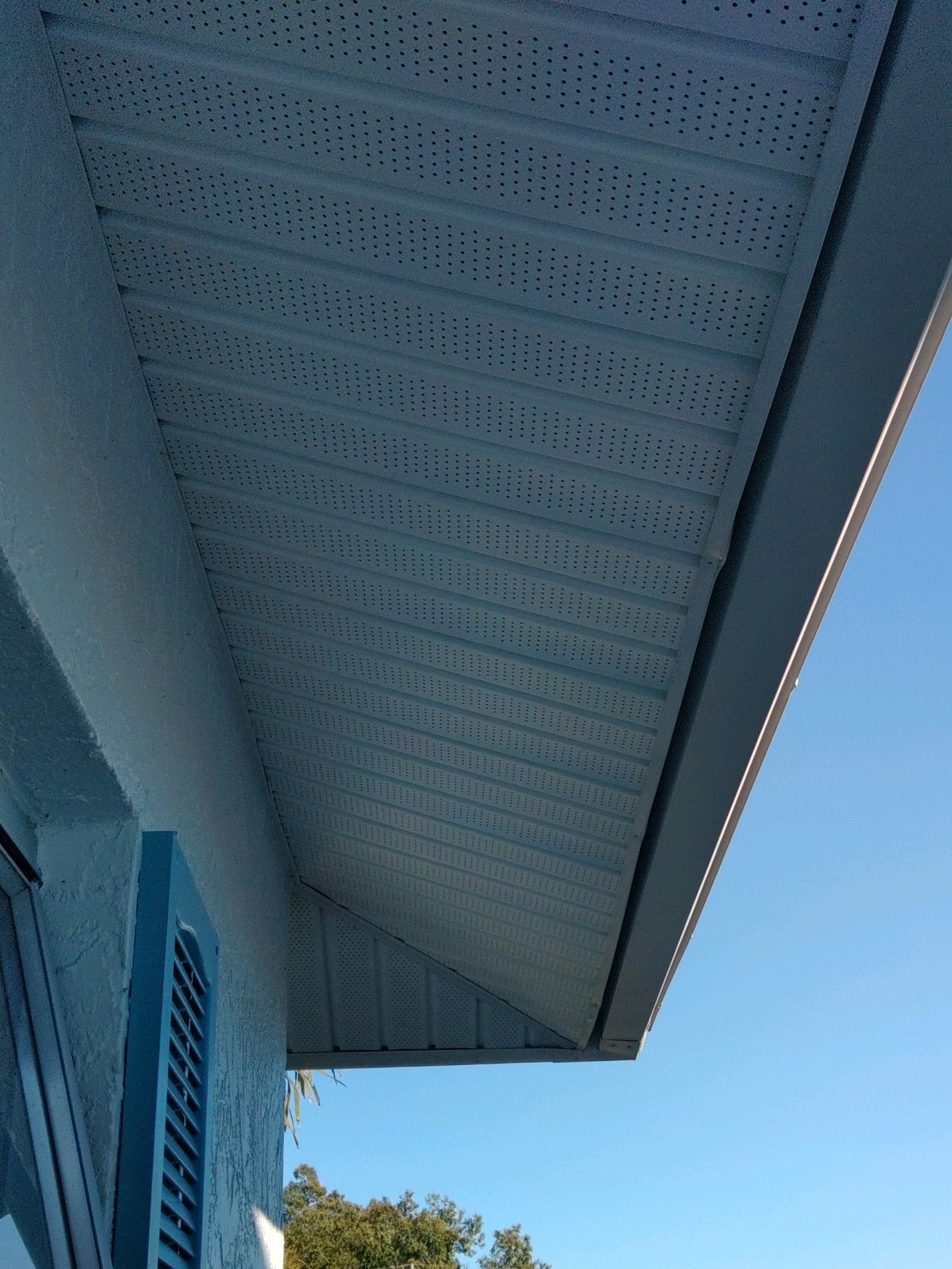 Soffit and Fascia Installation in Cape Coral FL by Gutter Professors