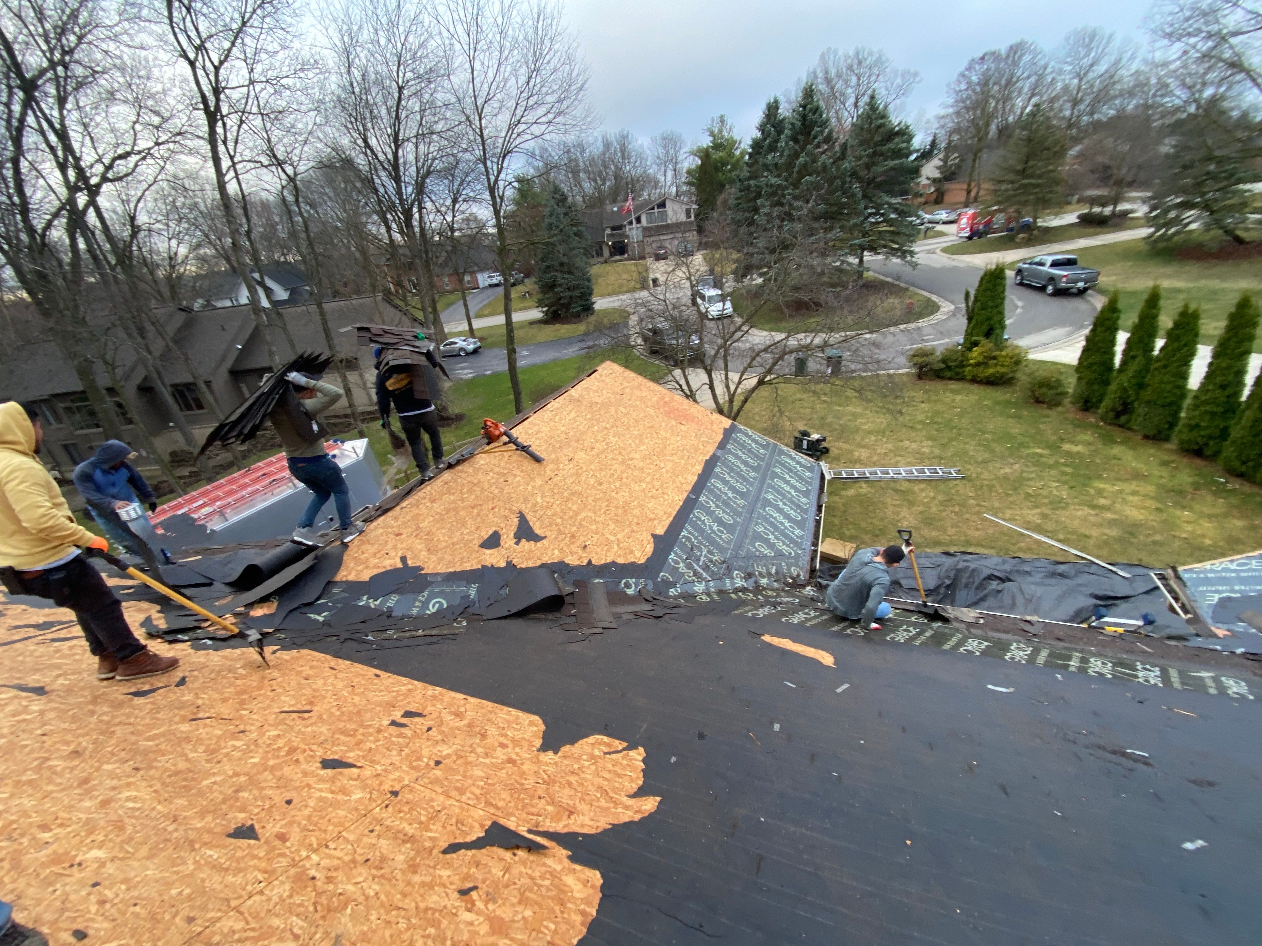 Roof Replacement using CertainTeed Landmark by 180 Contractors