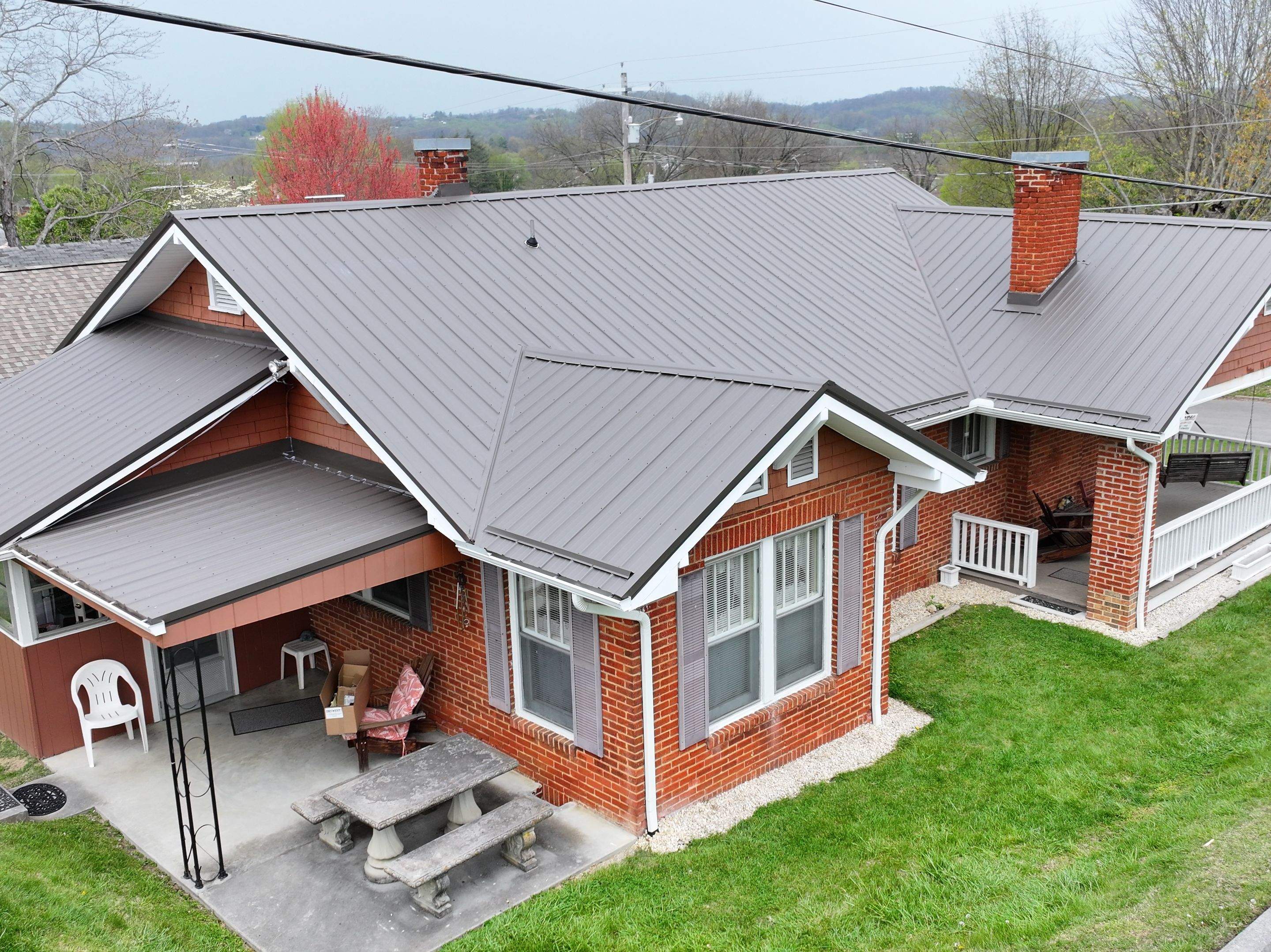 Winters Residence by Omnia Roofing