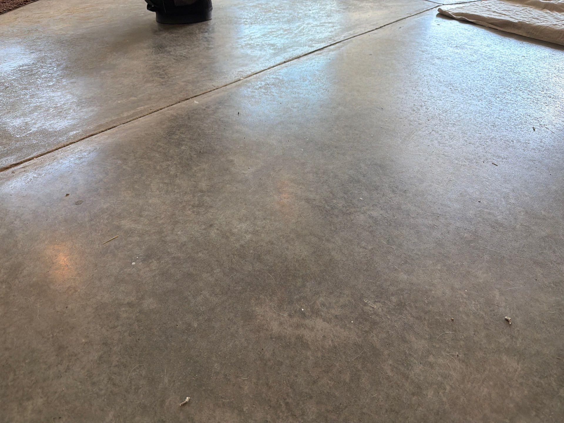 Feather Grey Floor Coating in Sioux Falls, SD by Select Painting, Coatings & Garage Cabinets