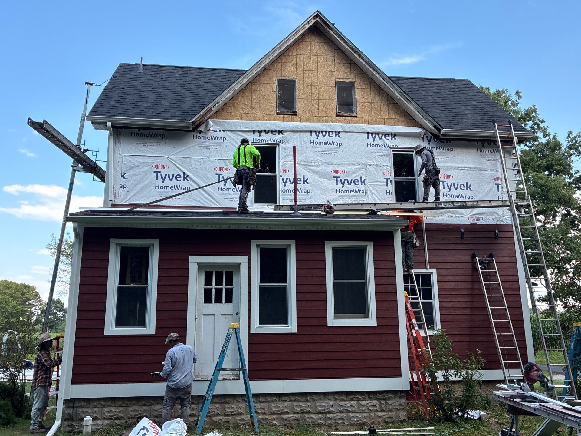 Full House Siding Renovation and Exterior Repairs in Valencia, Pennsylvania by Ideal Siding Pittsburgh