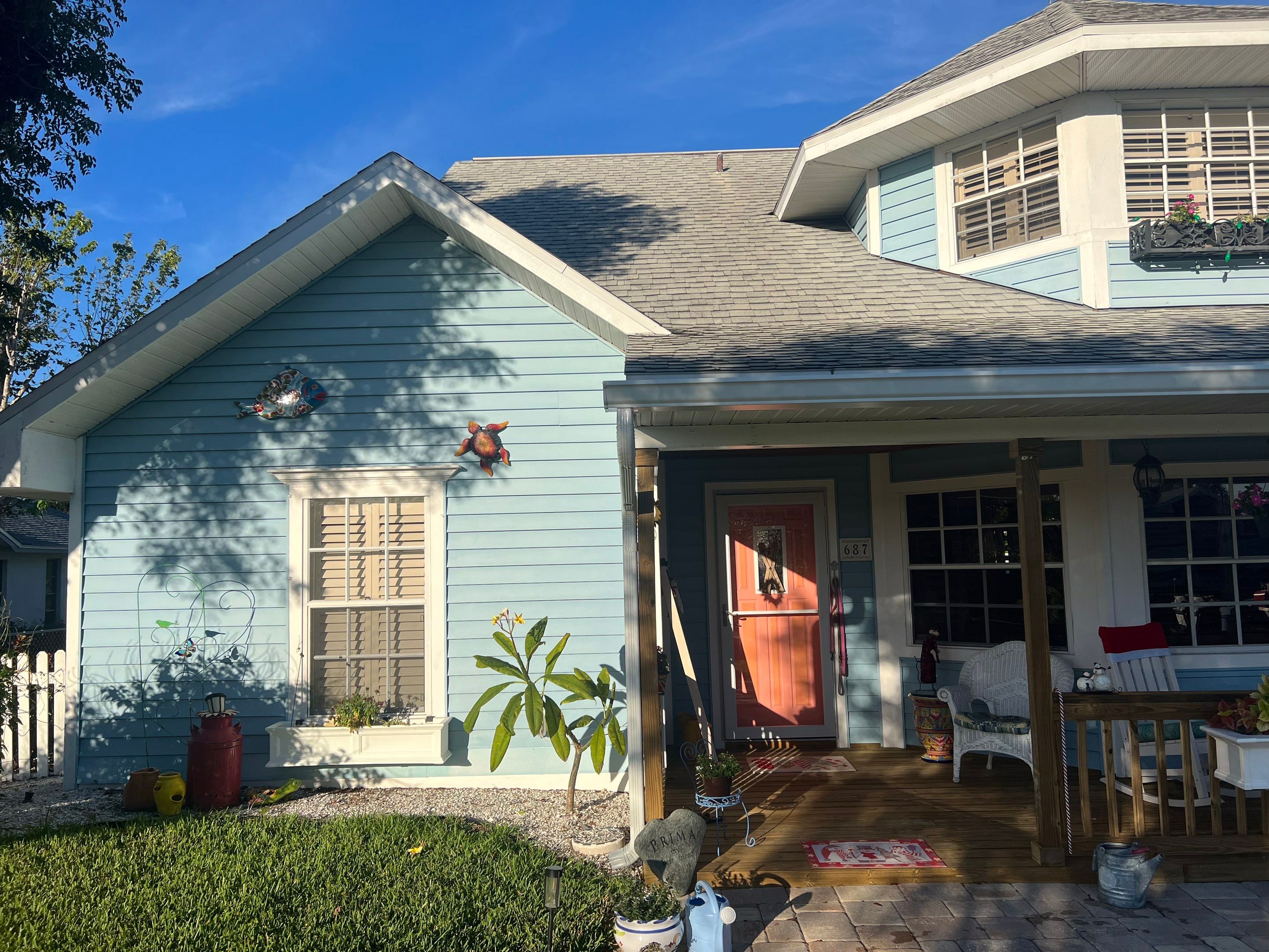 Splash Guard Gutters and 6-Inch Gutter installation in Fort Myers FL by Gutter Professors