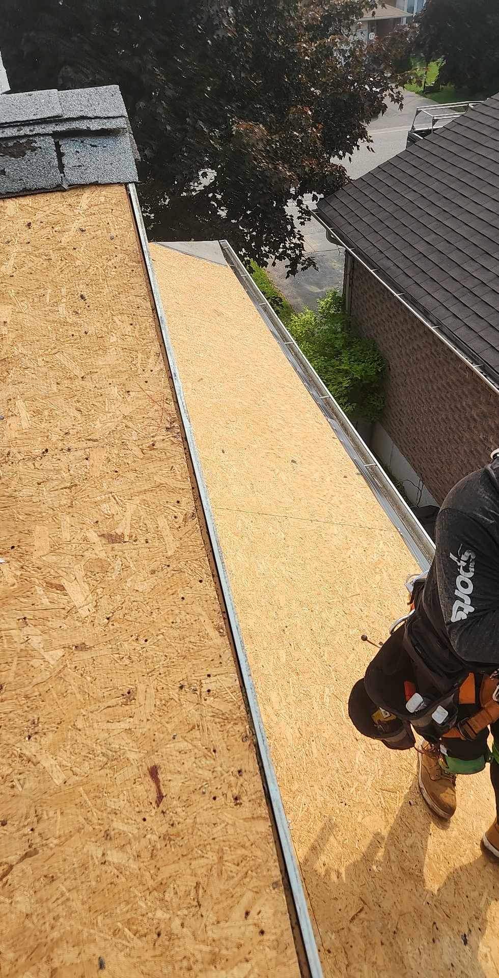 IKO ProFormax System with IKO Dynasty Shingles - Roof Replacement - Barrie, Ontario by Elsa Roofing 