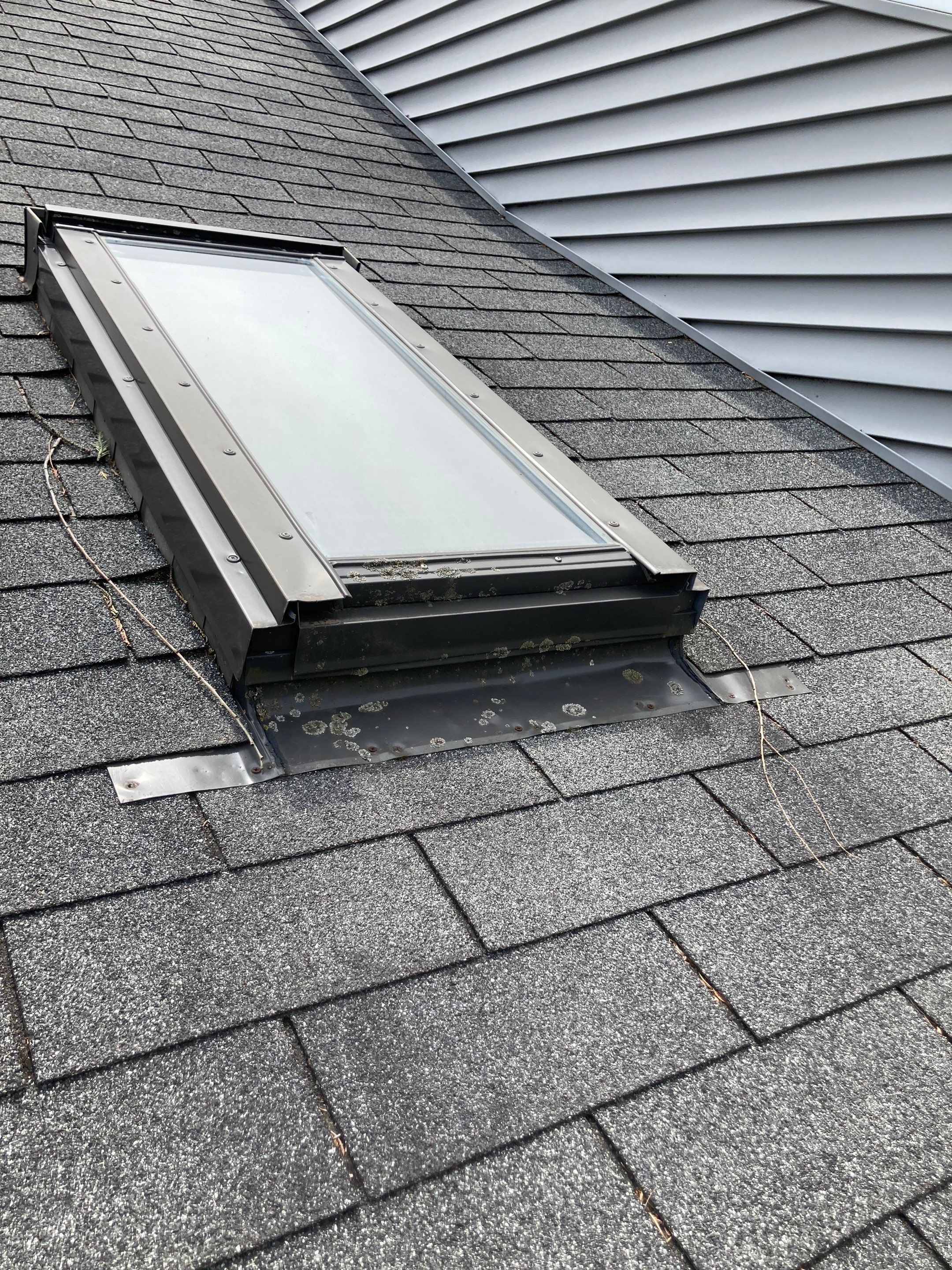 New Roof Installation and Skylight Replacement in Sheboygan, WI by Gellings Roofing & Siding