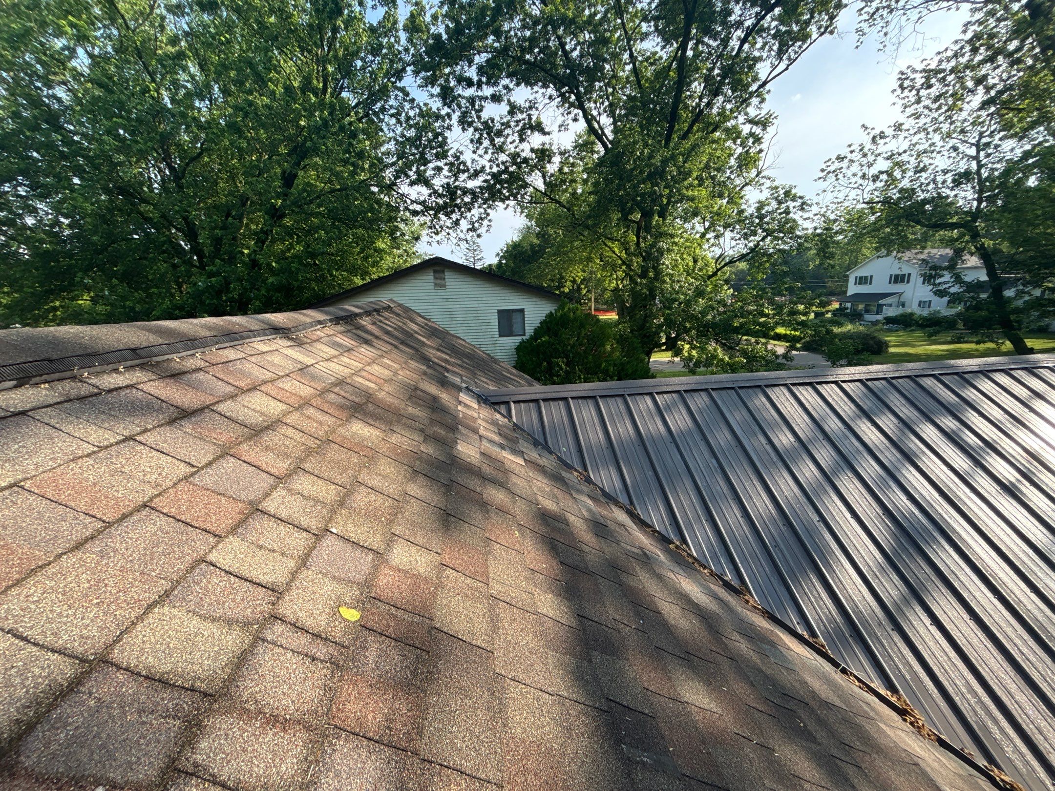Roof Replacement using Owens Corning Peppercorn by 180 Contractors