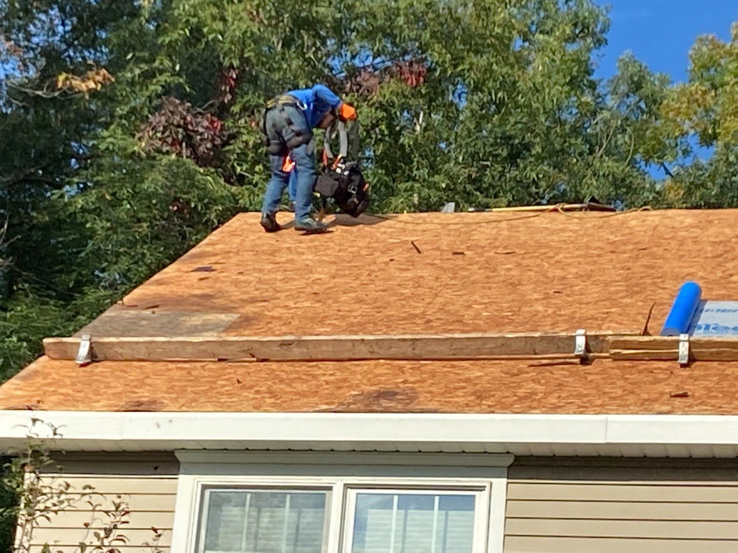 Roof Replacement using CertainTeed Landmark by 180 Contractors