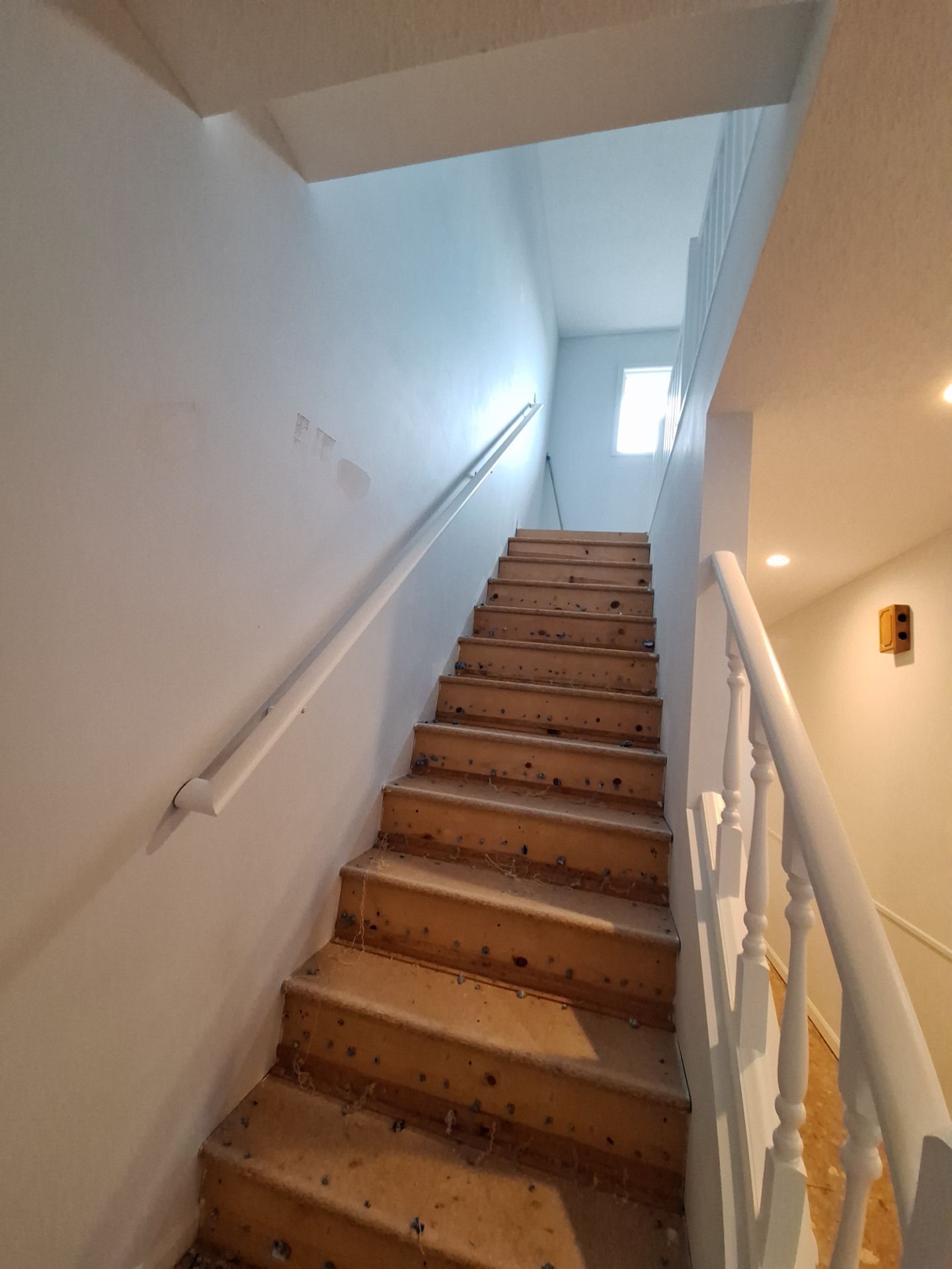Condo Re-Paint by Gordon Painting