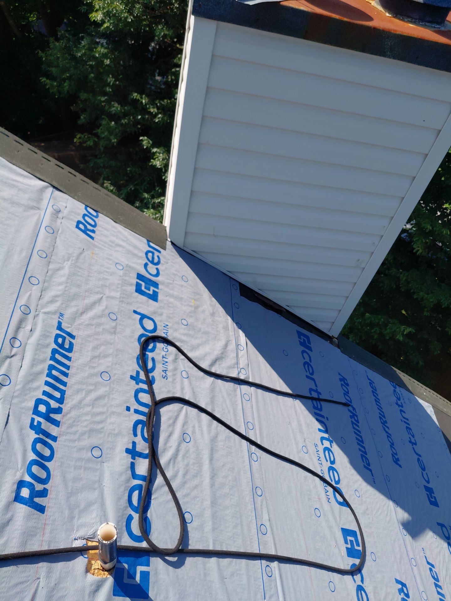 Lorton: Residential Roof with CertainTeed Landmark Pro in Max Def Moire Black by RM Banning, Inc.