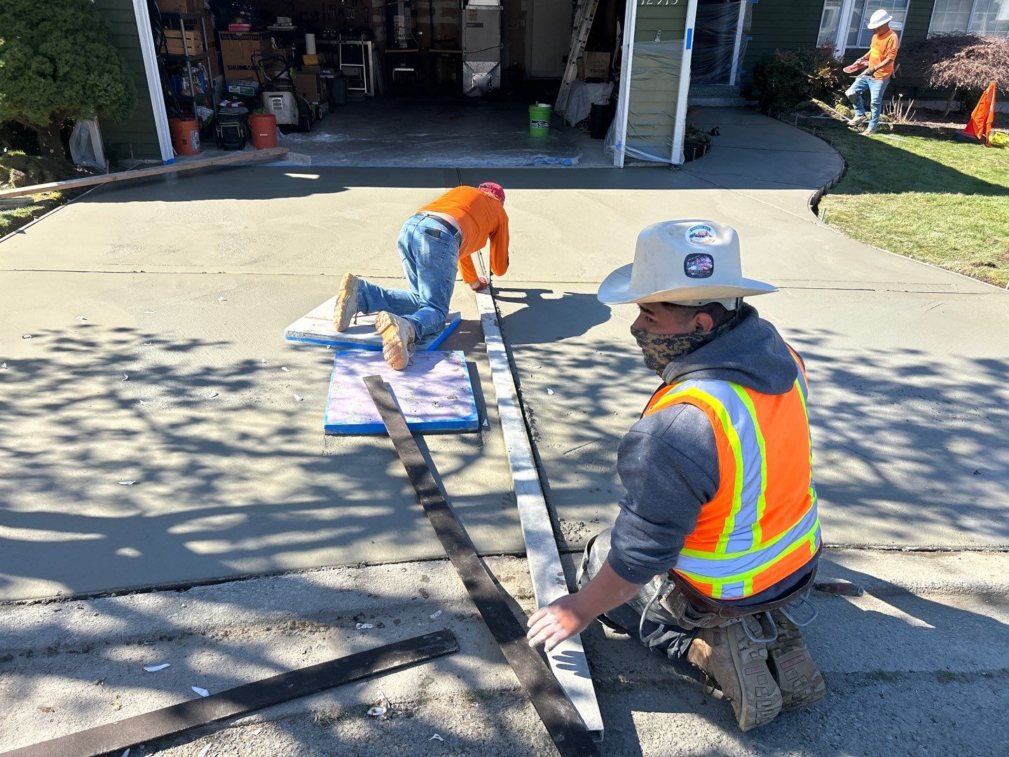 William | Concrete Driveway by Jireh Asphalt & Concrete Inc 