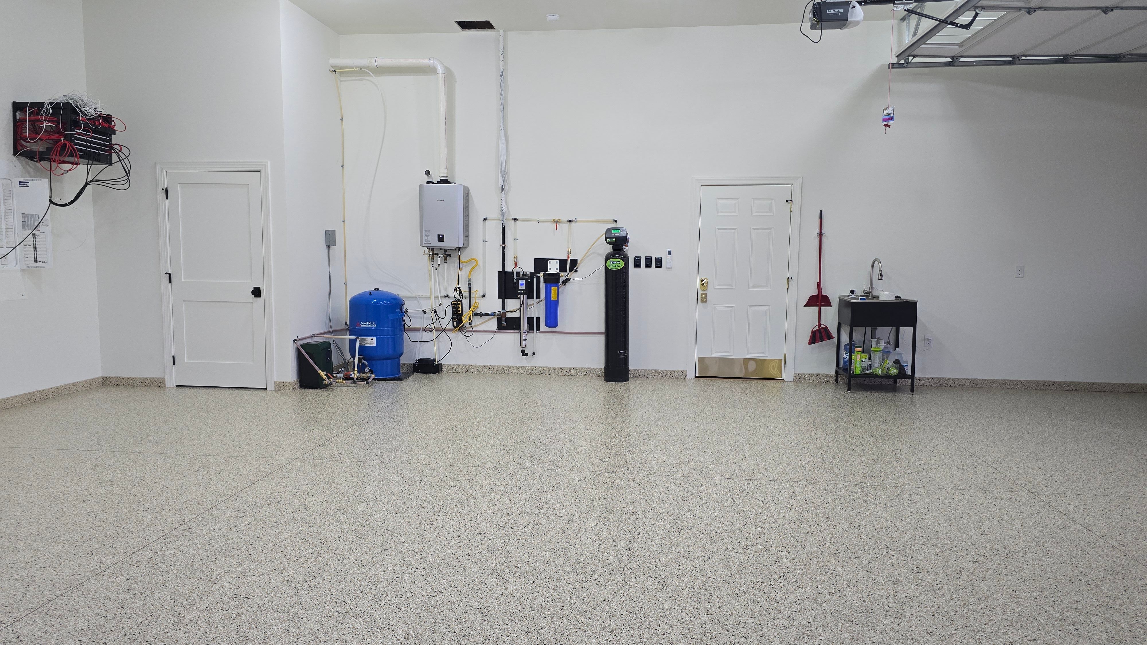 Garage Using Shoreline by Elite Floor Solutions