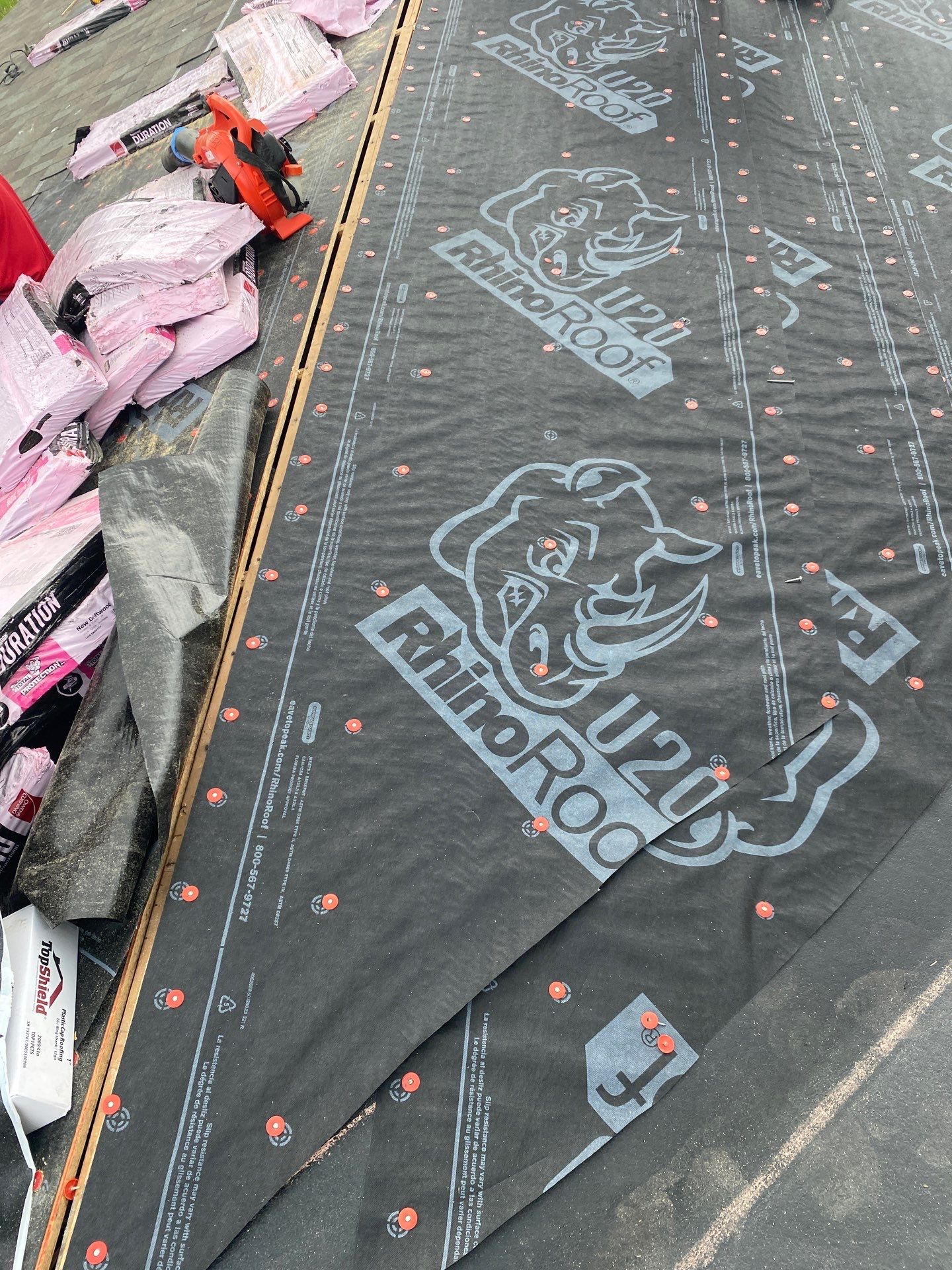 Residential Roofing Installation using Owen's Corning Duration (Lifetime) Shingles by Roof Repair Company