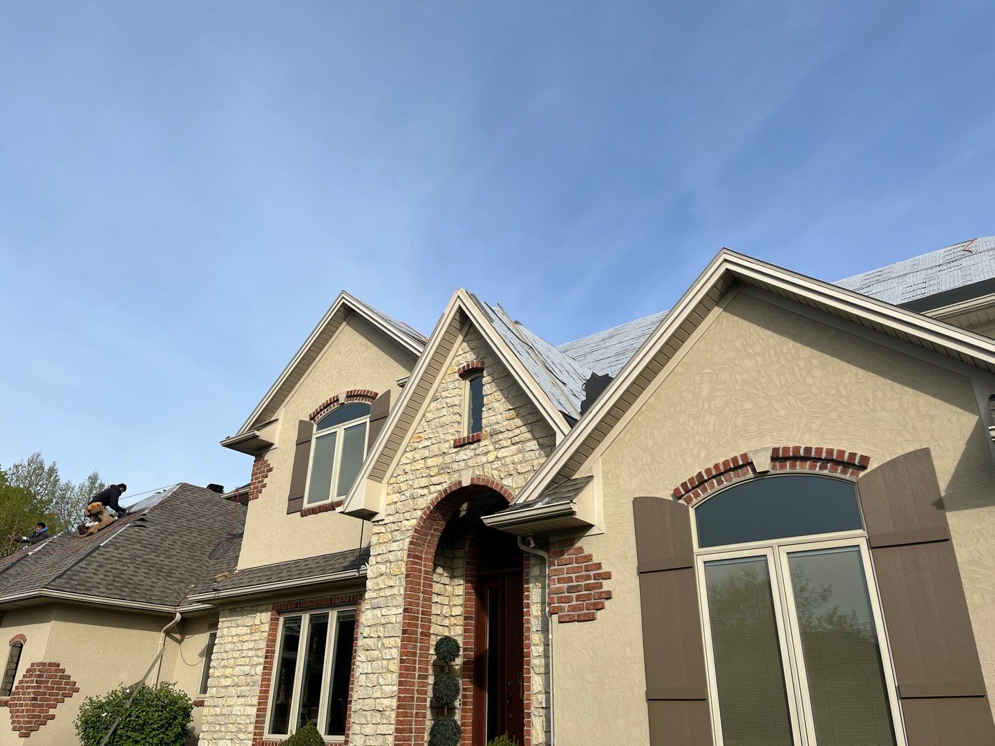Residential Roofing Installation using GAF Timberline HDZ Weathered Wood by Nitro Roofing and Construction