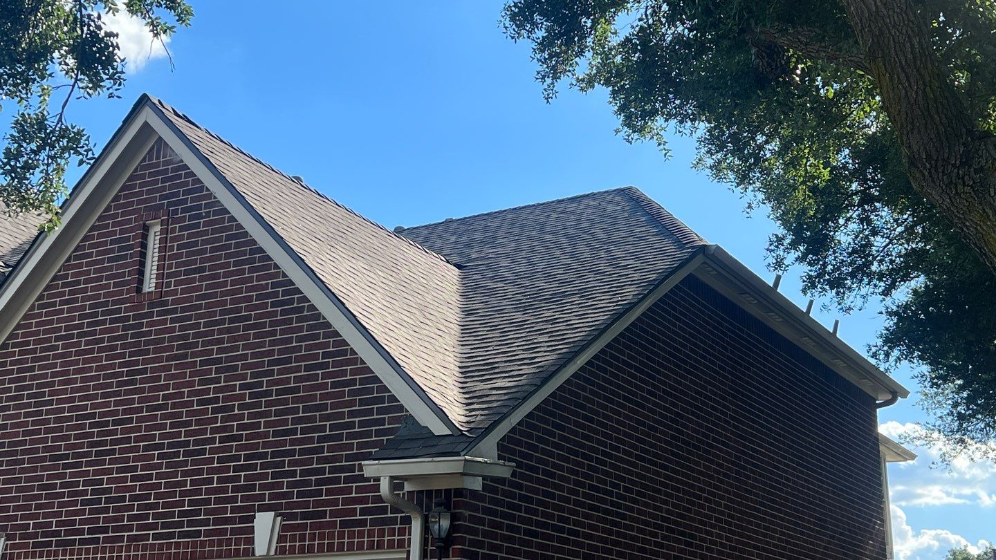 Residential Roofing Installation using Owen's Corning Duration (Lifetime) Shingles by Roof Repair Company