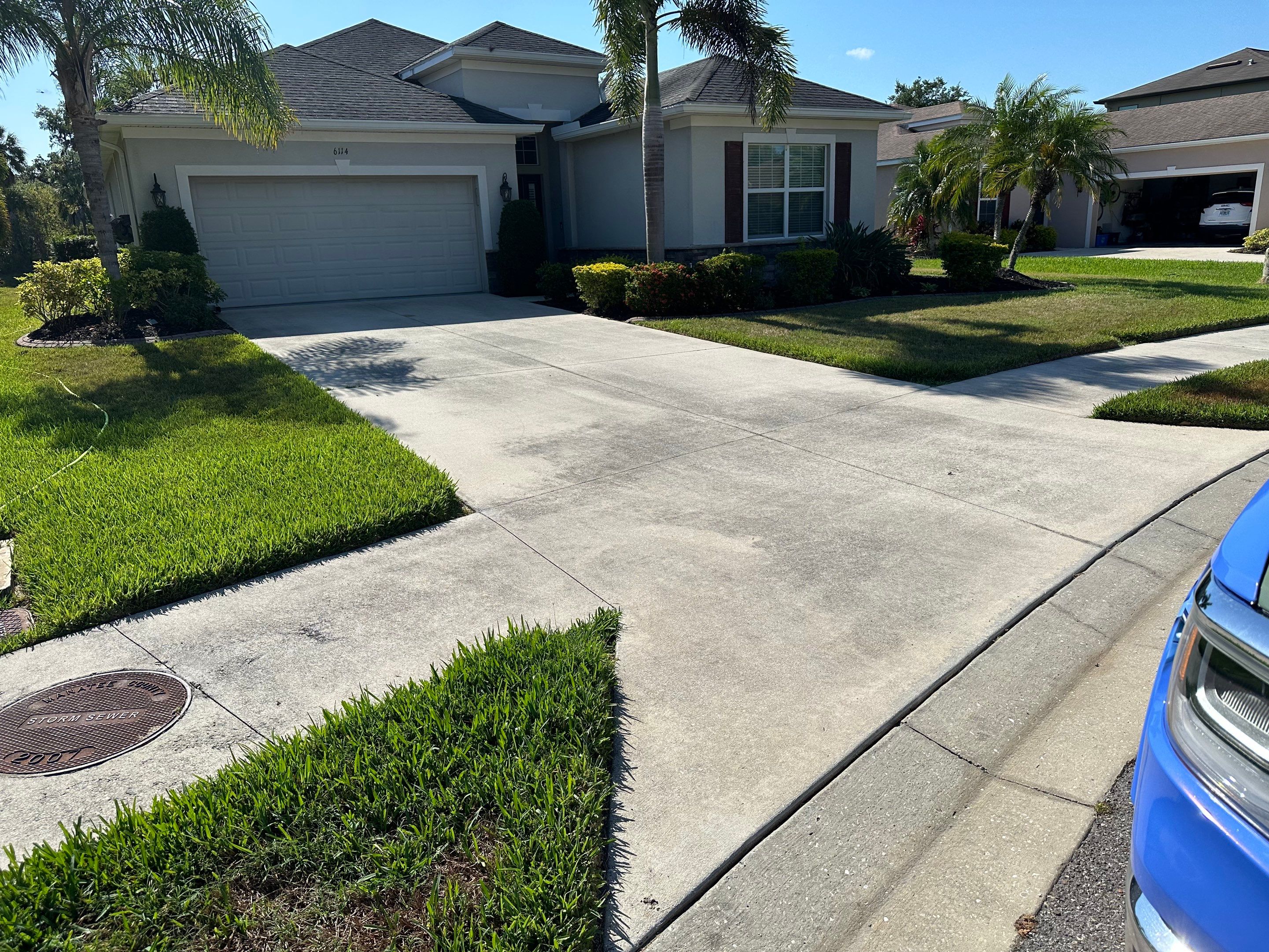 🚗 Concrete Driveway & Sidewalk Cleaning – Old Mill Preserve, Palmetto, FL by Sunshine AquaWash