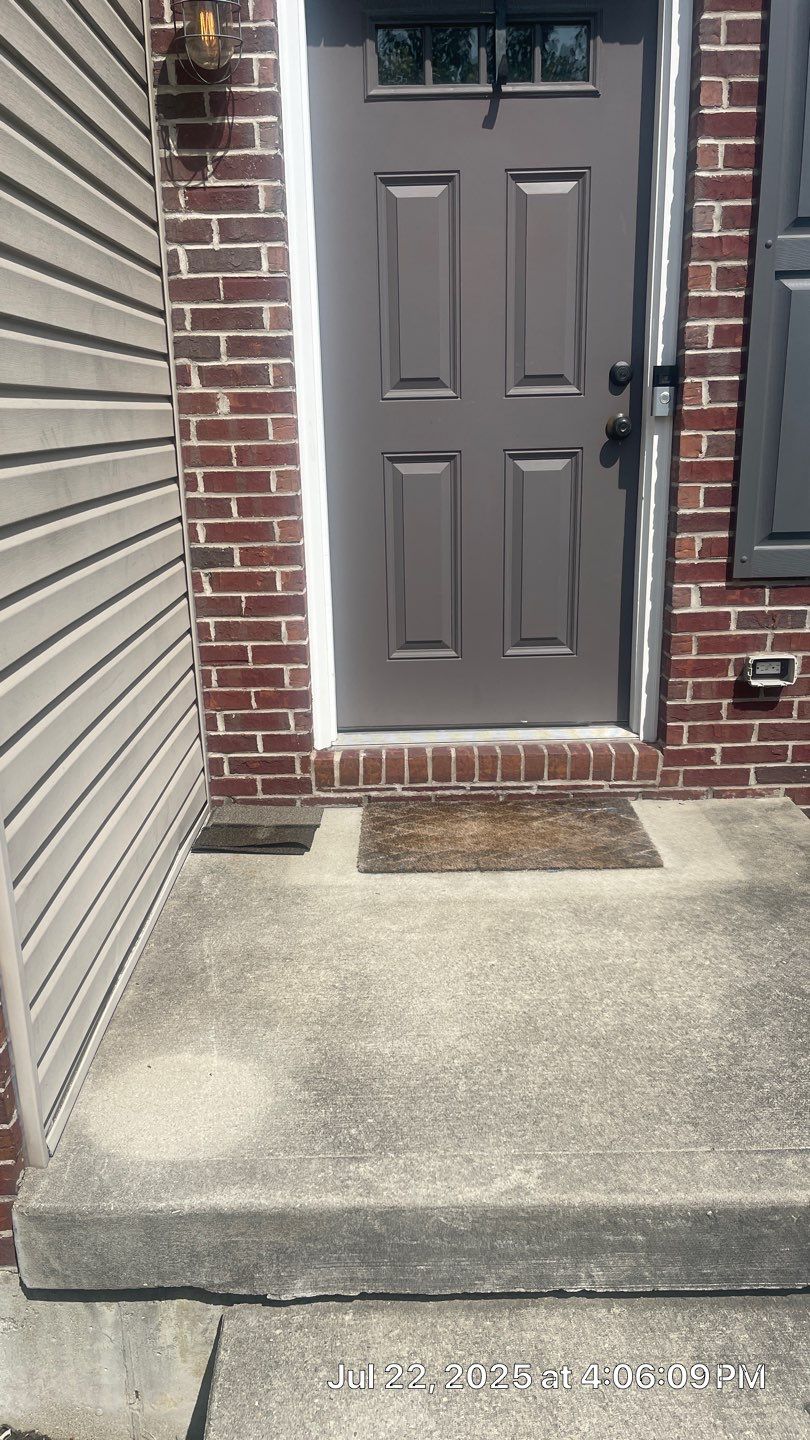 THE Roofing Company featured photo.