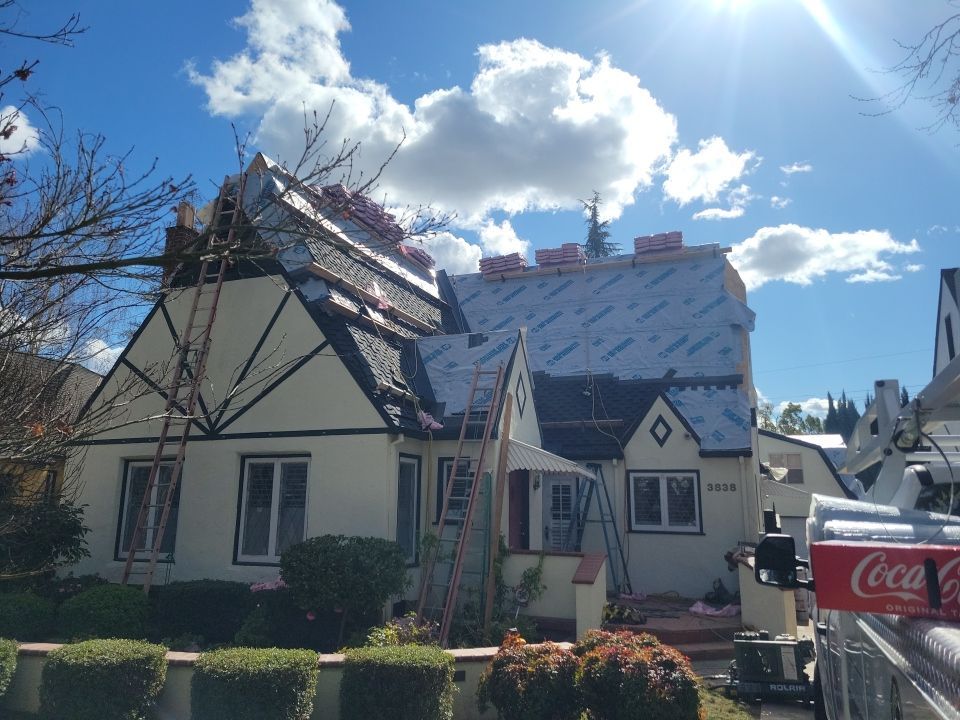 Residential Roofing Installation using Owens Corning Roofing Shingles by Byers Enterprises 