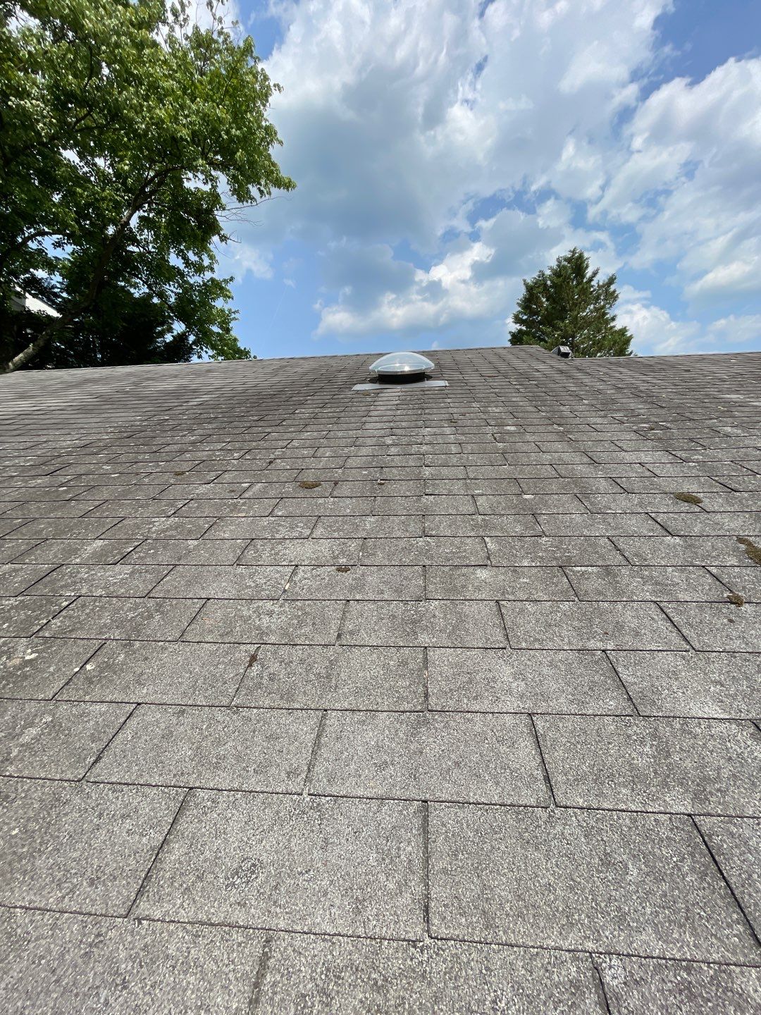 McLean: CertainTeed Landmark Designer Shingles in Charcoal Black by RM Banning, Inc.