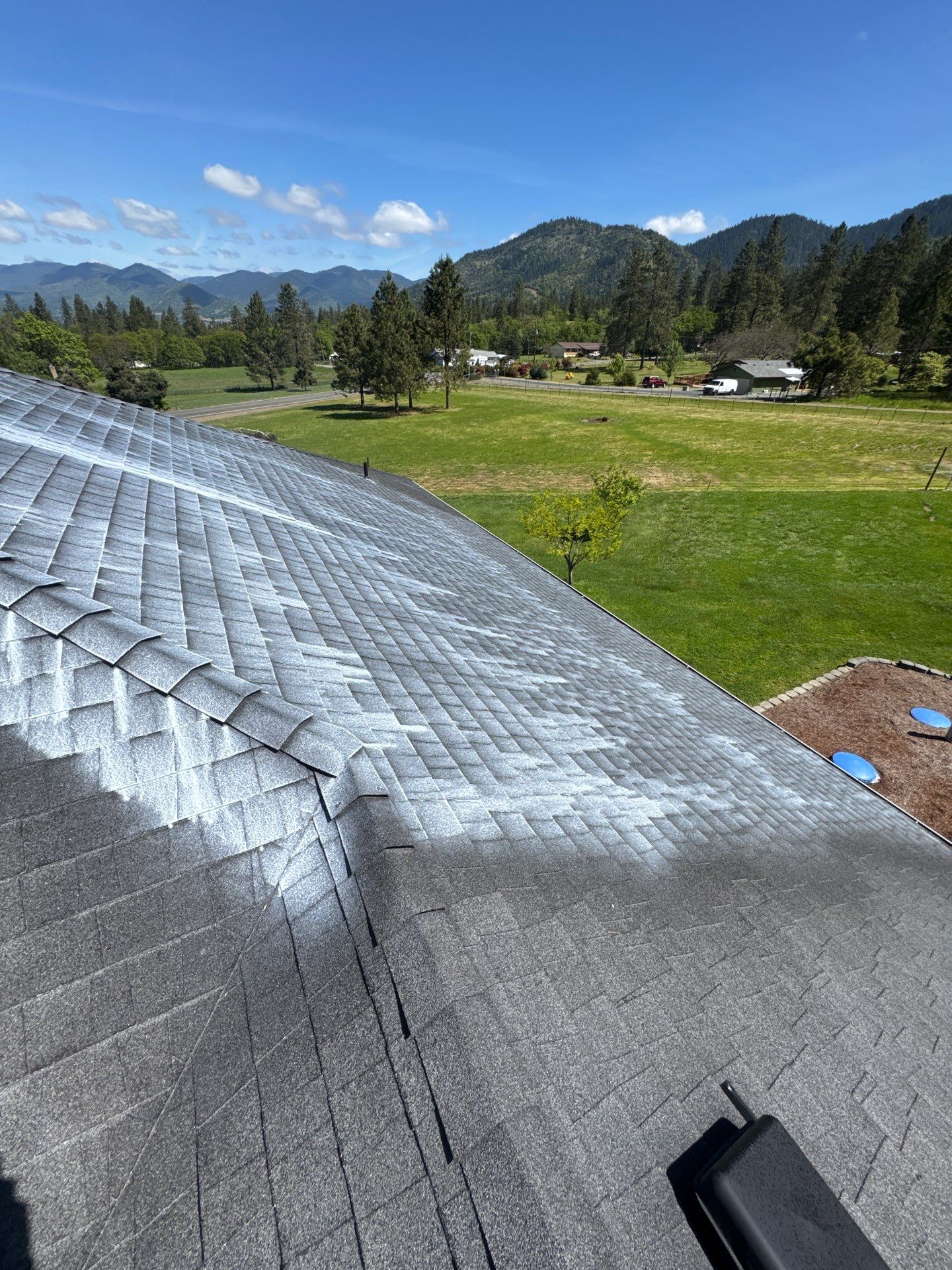 Project in Grants Pass by Roof Maxx of Grants Pass