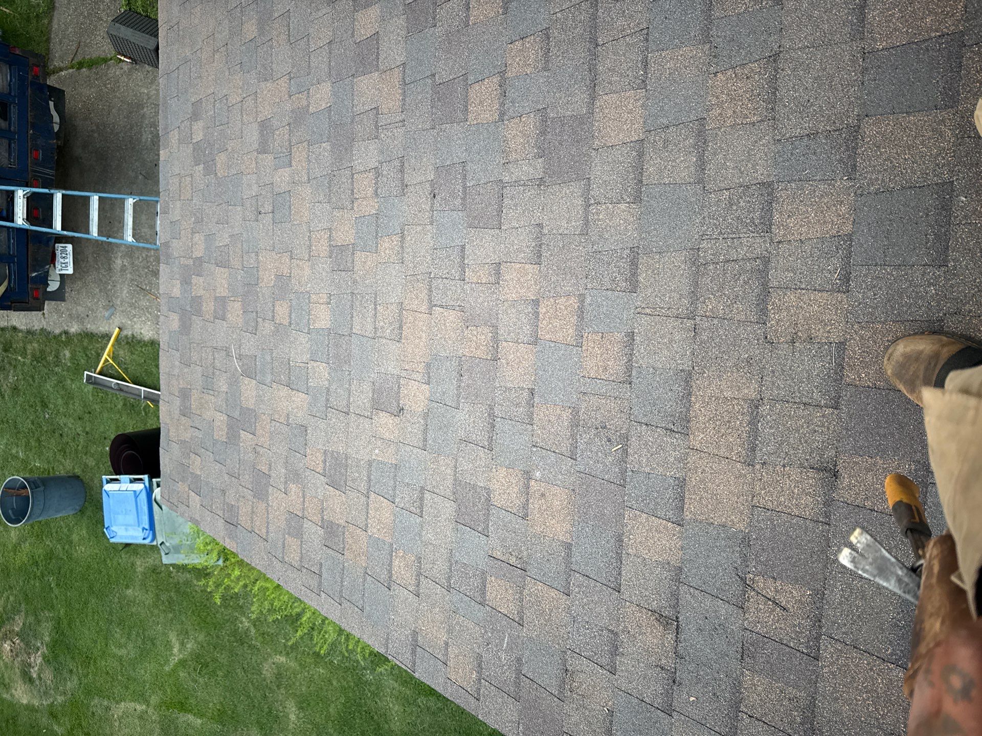 West Springfield: Residential Roof Replacement with CertainTeed Landmark in Heather Blend by RM Banning, Inc.
