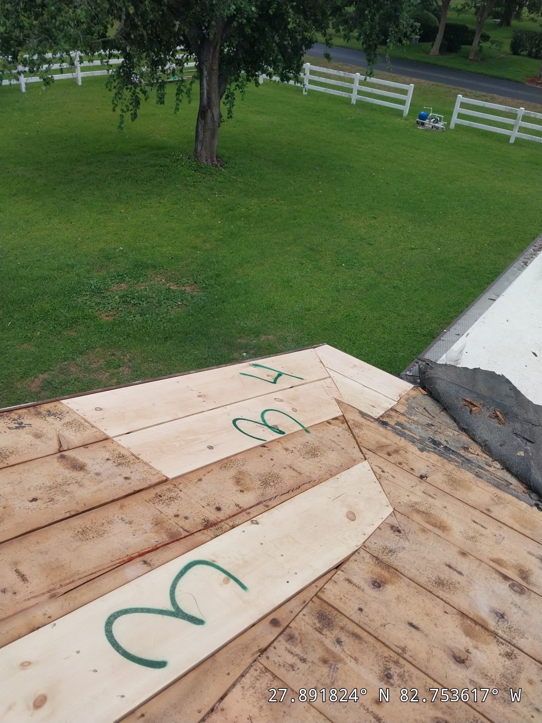 Project in Largo 33773 by Mitchell Roofing Company LLC 