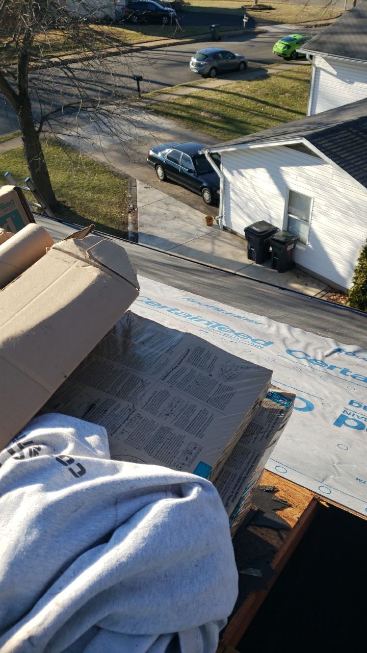 Springfield: CertainTeed Landmark Designer Shingles in Burnt Sienna by RM Banning, Inc.