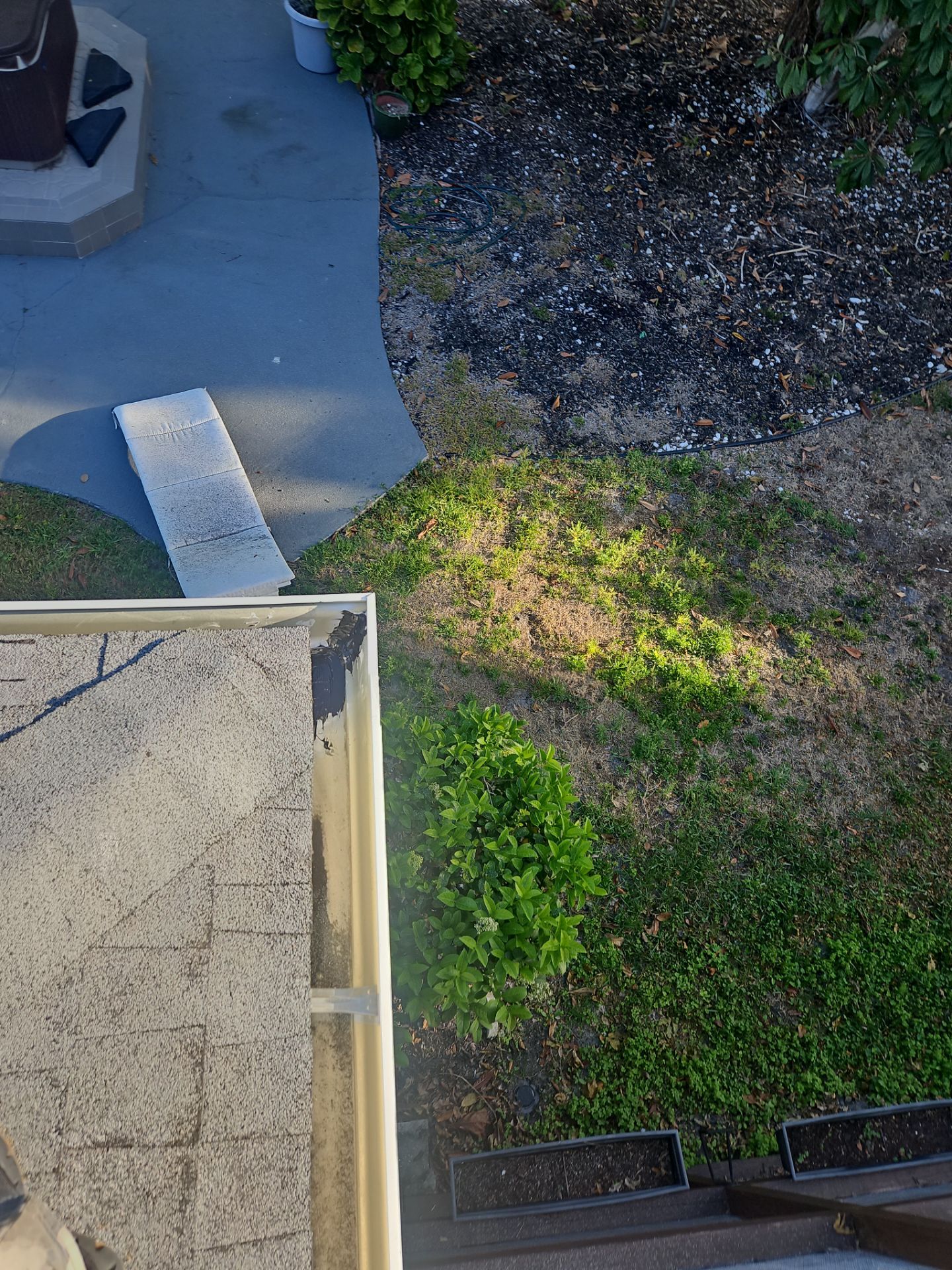 Cleaning Gutters in Sarasota FL by Gutter Professors