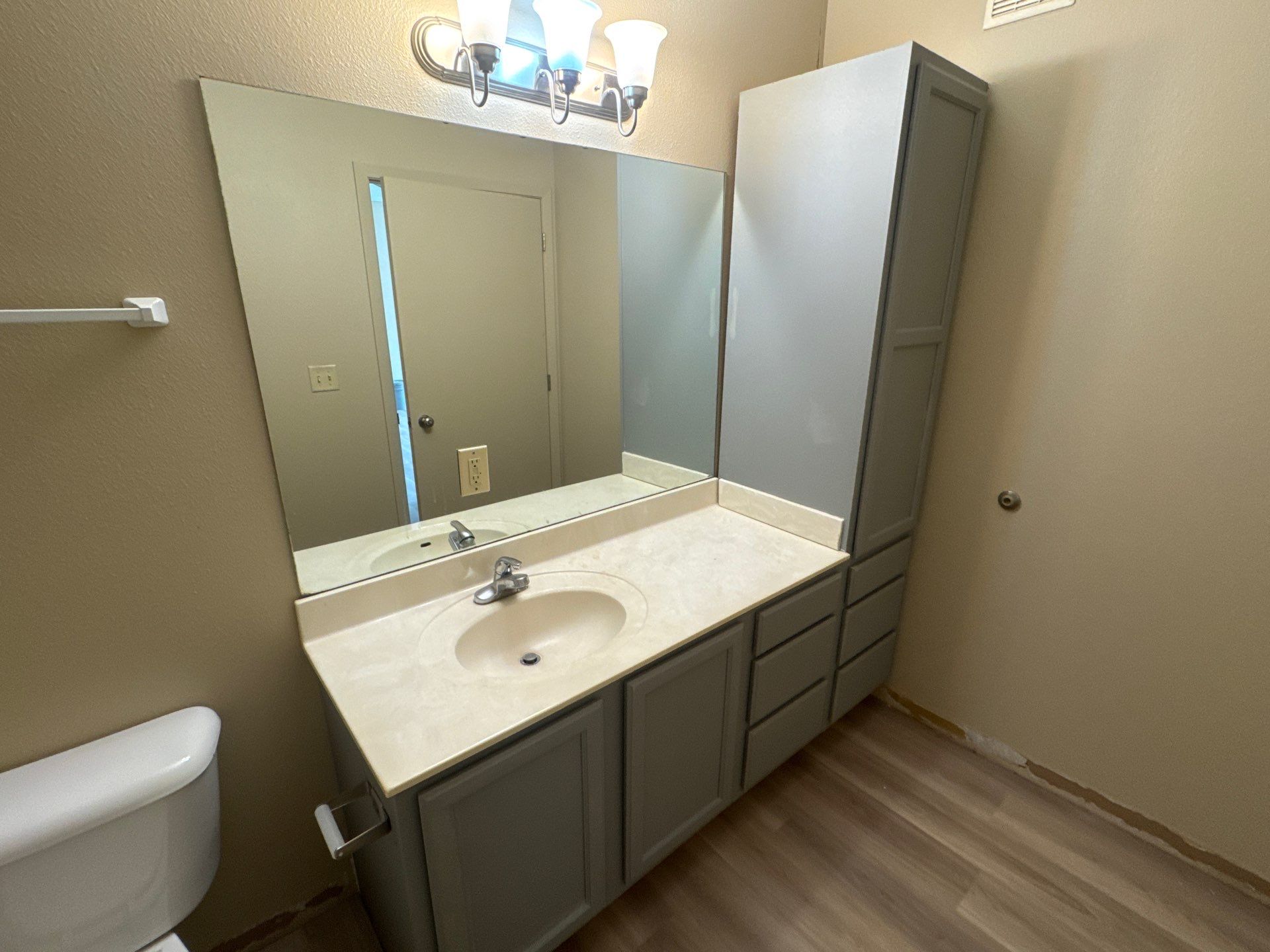 Project in Des Moines by Midwest Paint LLC
