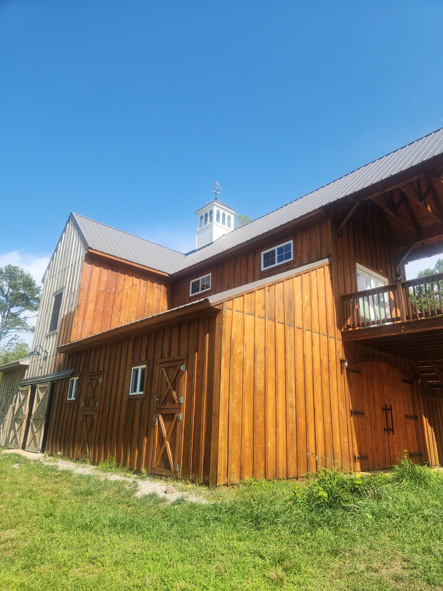 Alva's Barn Stain Project by Highfill Painting