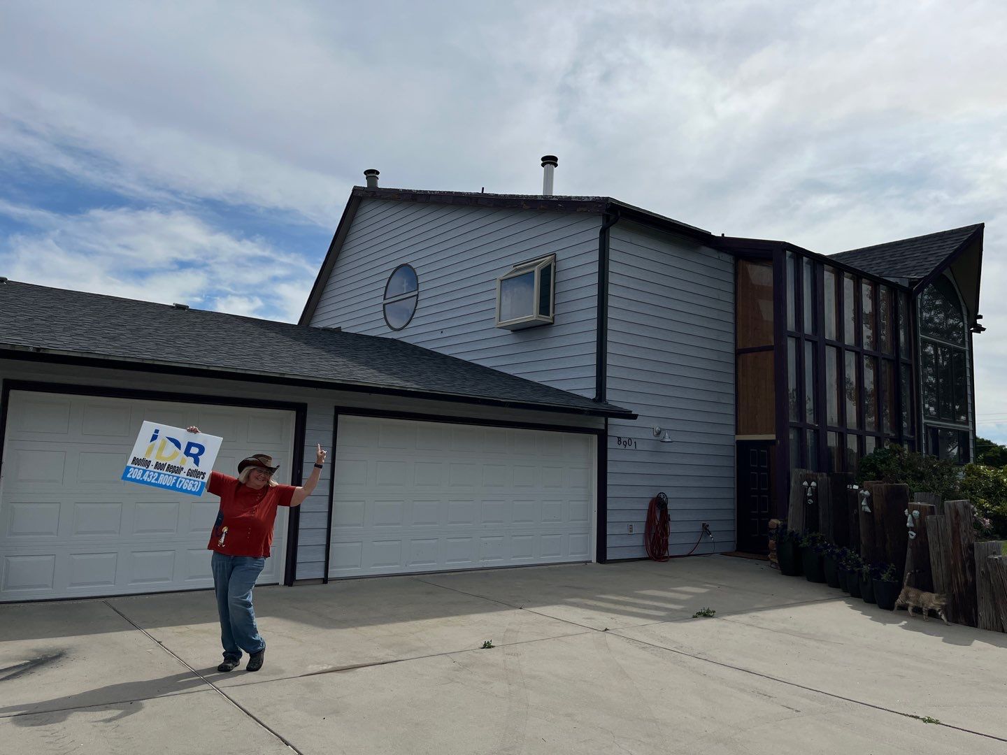 ID Roofing LLC featured photo.