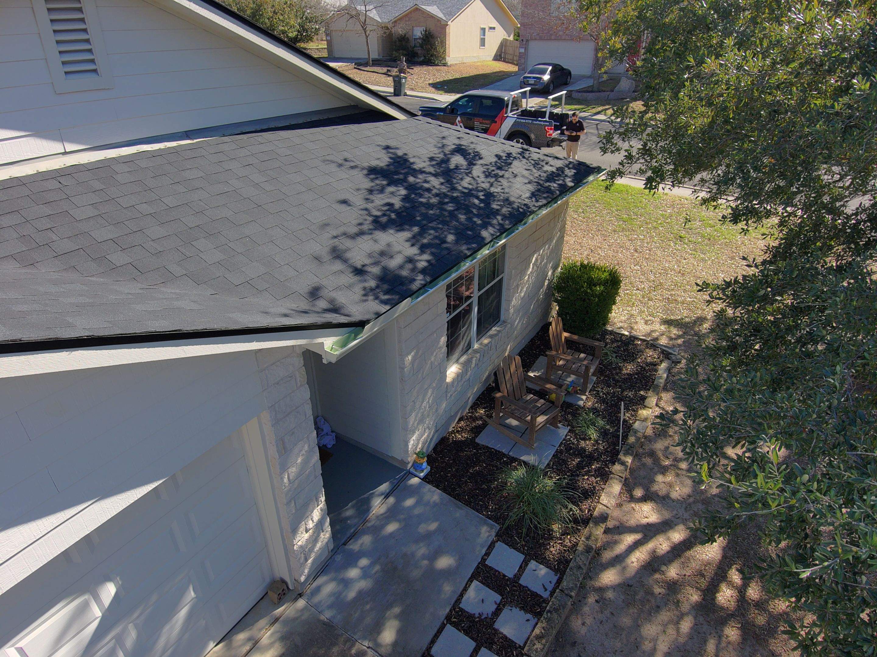 Onyx Black - Owens Corning TruDefinition Duration by RoofsOnly.com