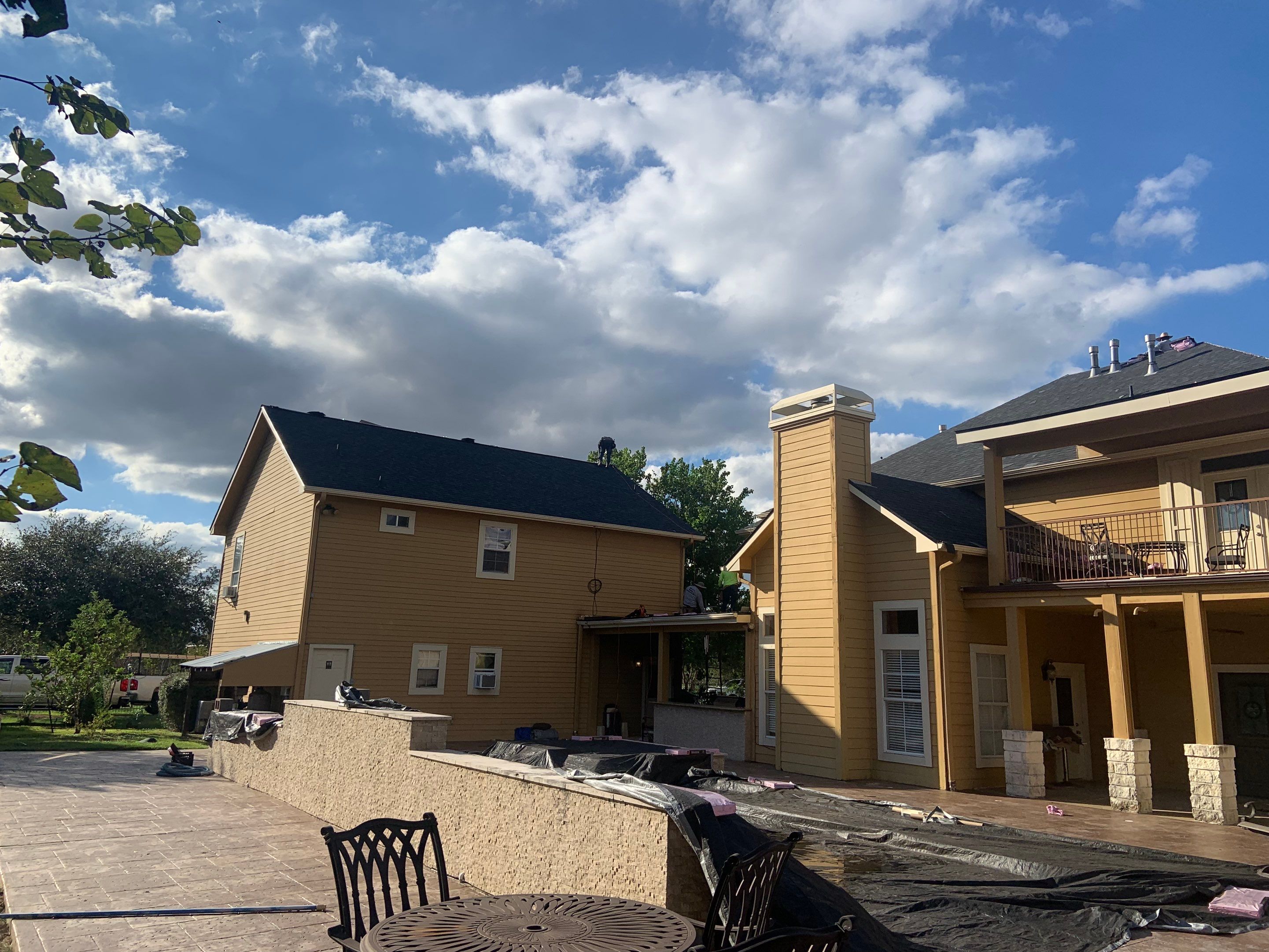 Residential Roofing Installation using Owen's Corning Duration (Lifetime) Shingles by Roof Repair Company