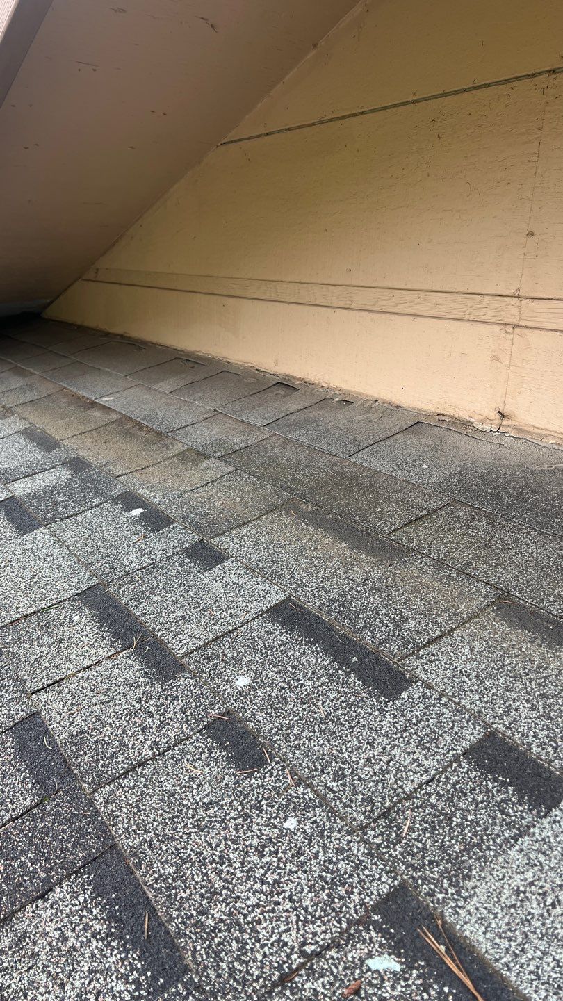 Residential Re-Roof in Lebanon Oregon by Orezona Building & Roofing Company, Inc.