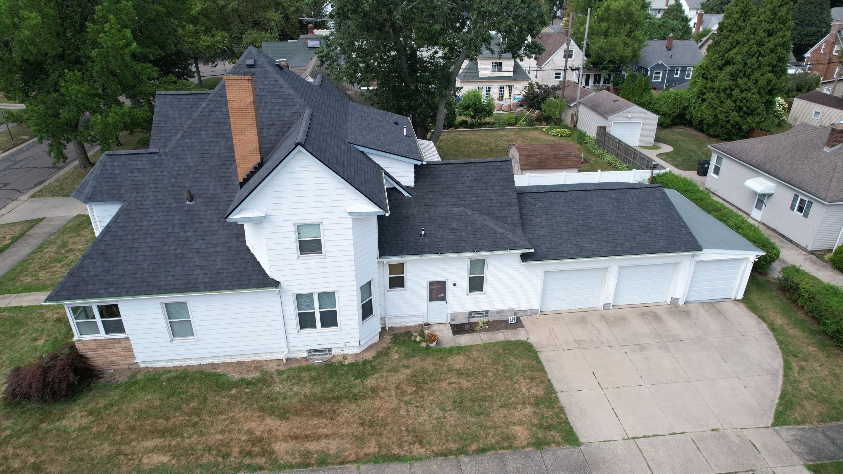 Atlas Pinnacle, Color, Black Shadow, Drip Edge, Color, Black by Eagle Eye Roofing