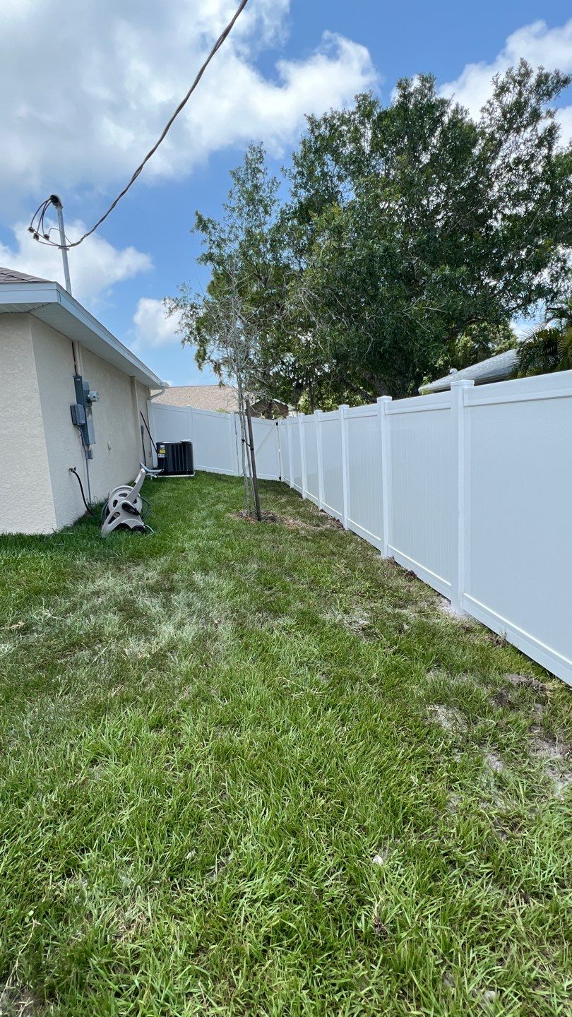 Venice, FL 6ft. Tall White Vinyl Privacy Fence by Asap fence and gates, LLC