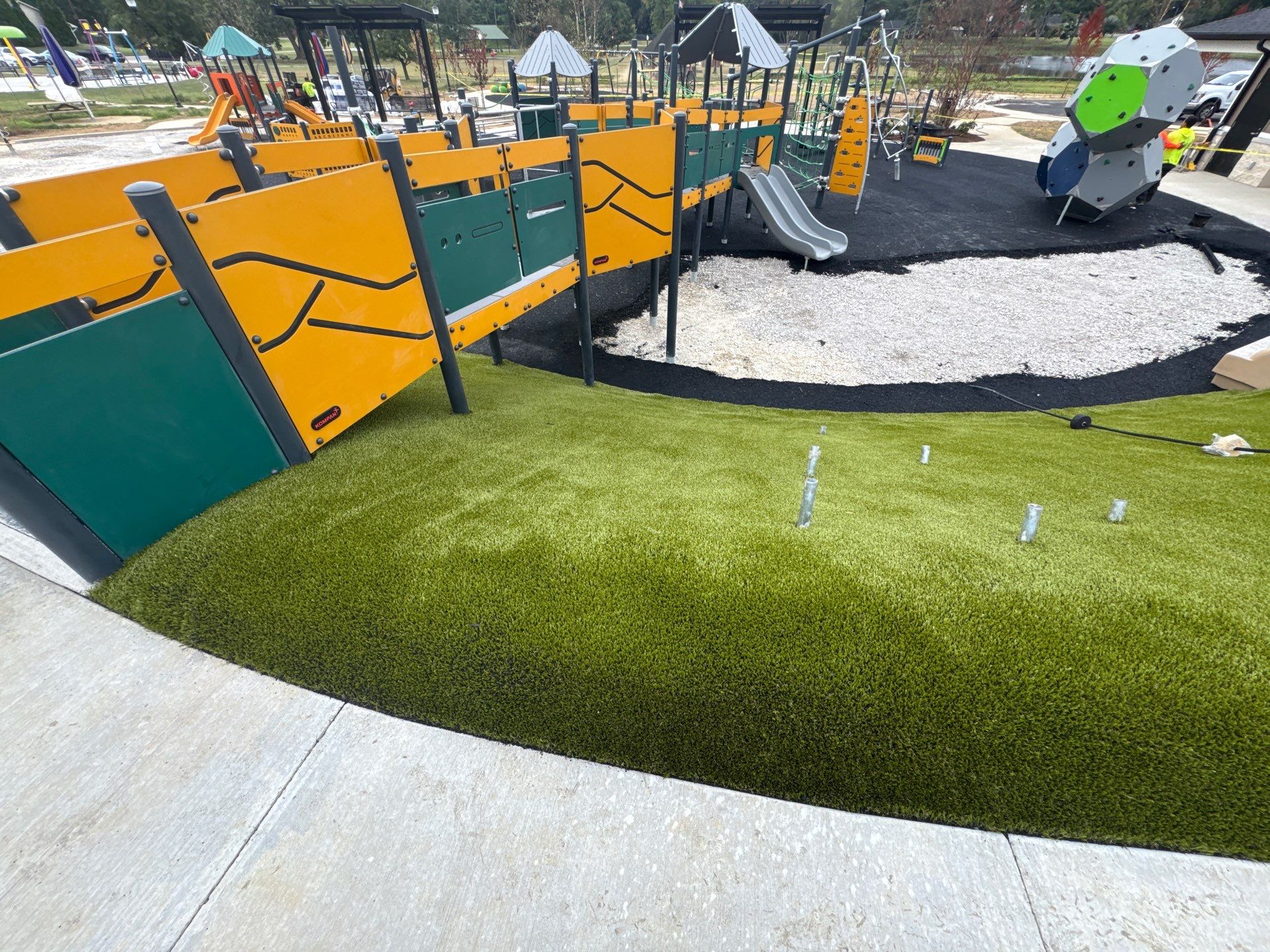 City Lake Park by ForeverLawn NEIN/INDY