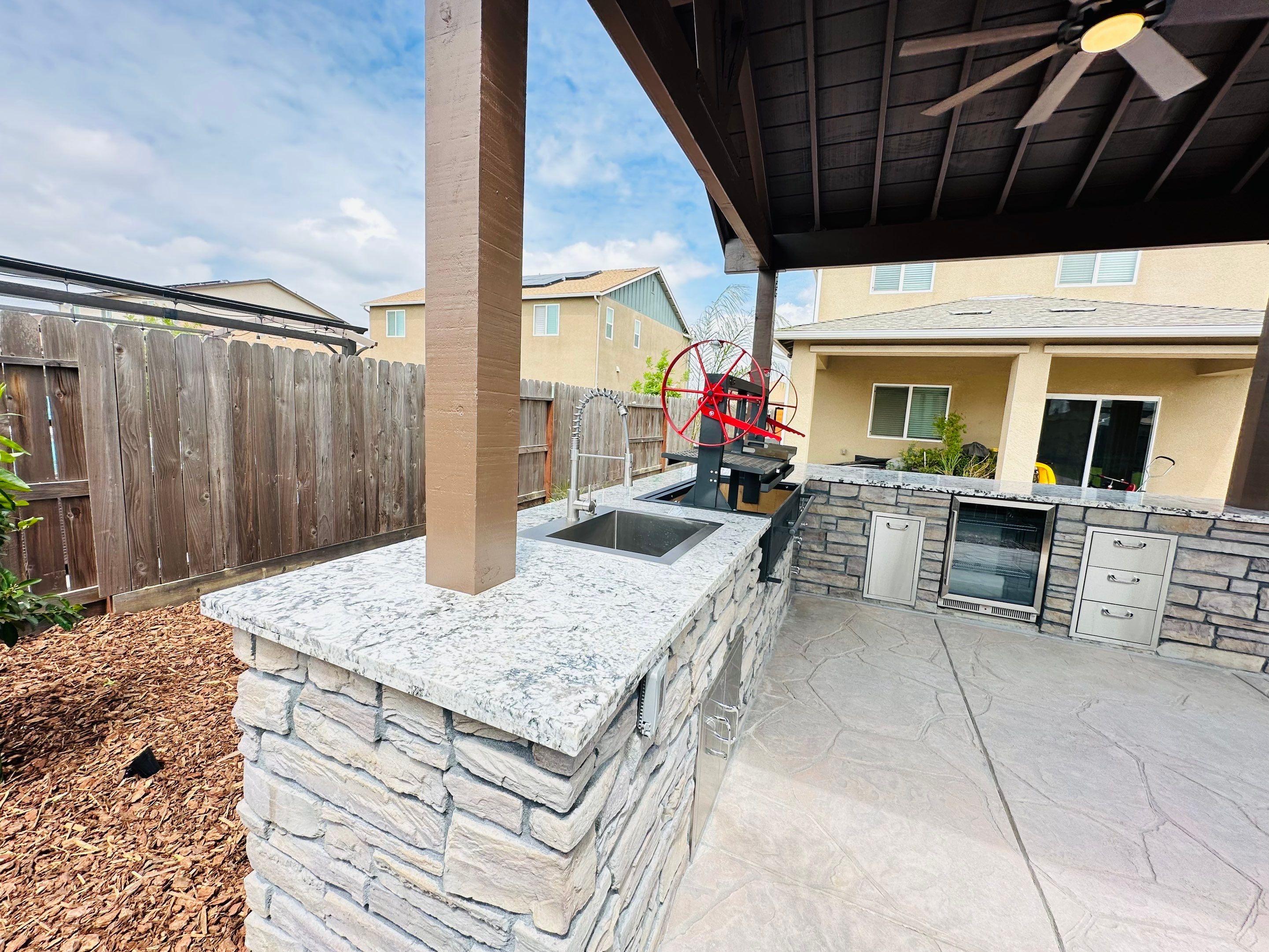 Project in Madera by SAVING PRO LANDSCAPING INC