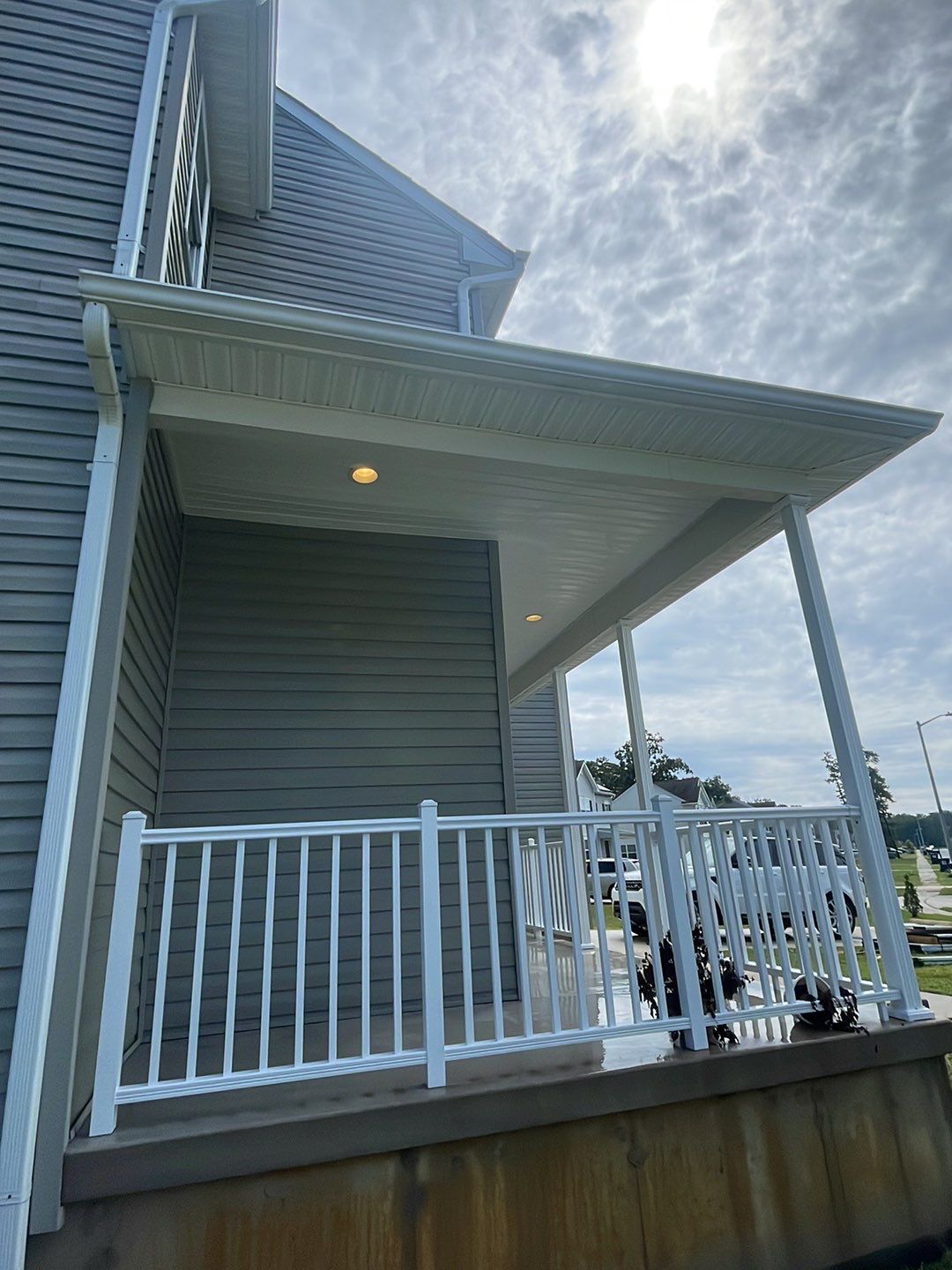 Fence Cleaning & House Wash by SJ Exterior