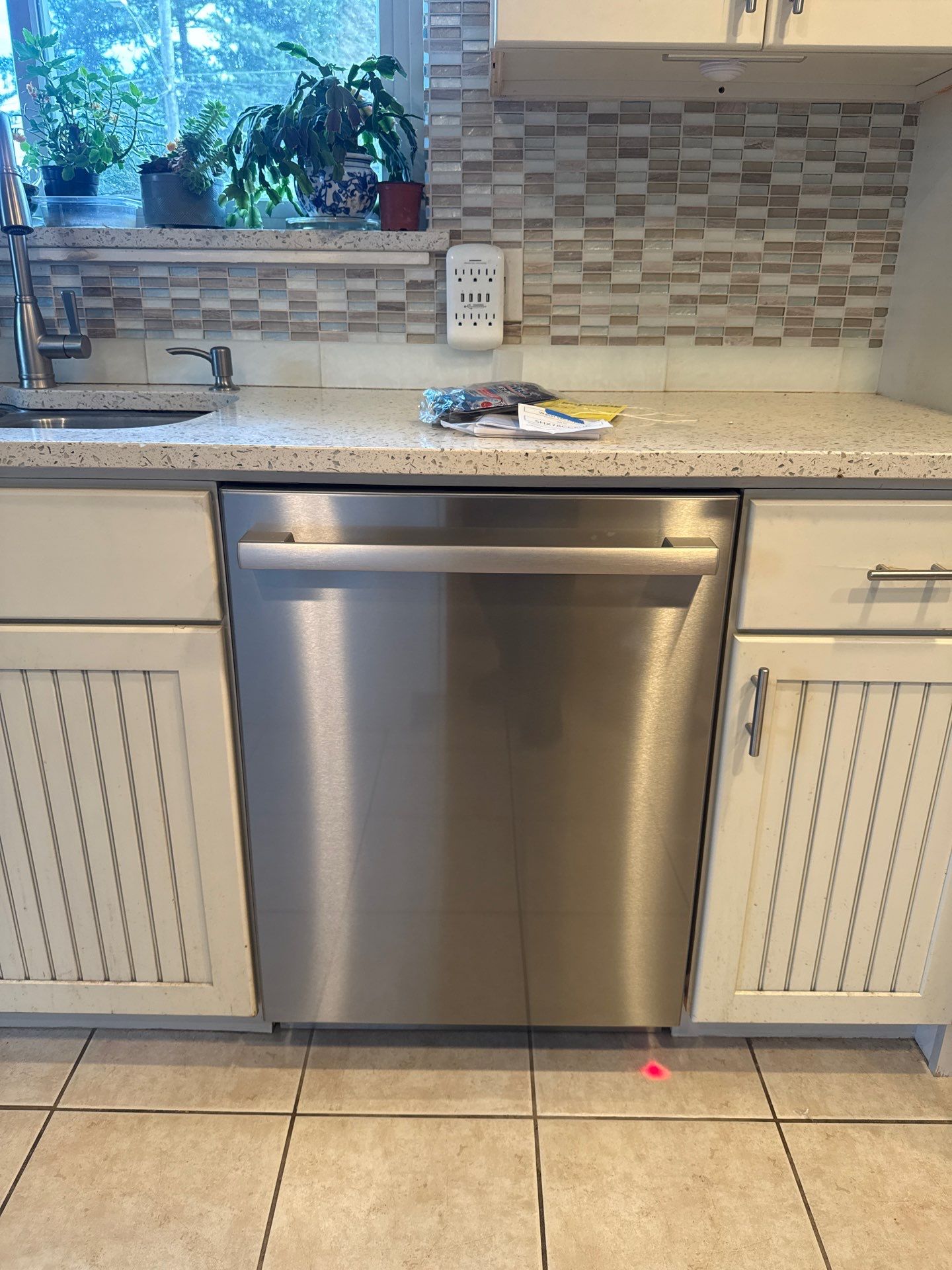 Dishwasher/ Outlit  by RoundHouse Installations