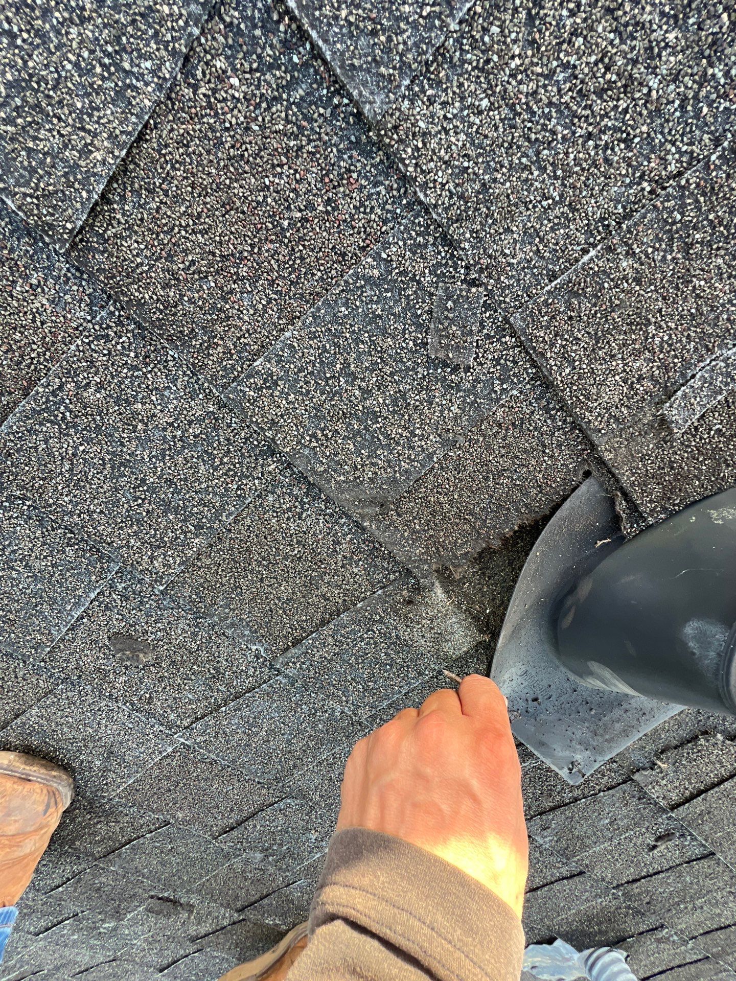 Hail Damage using Owen's Corning Duration (Lifetime) Shingles by Roof Repair Company
